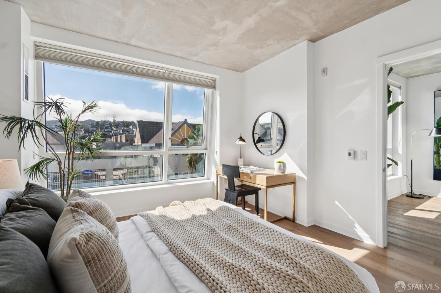 45 Bartlett Street # 417