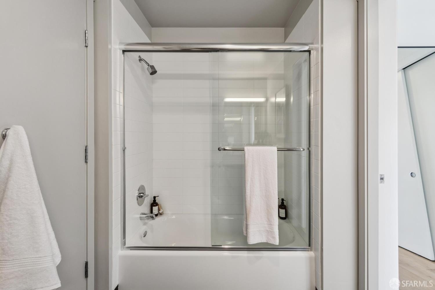 45 Bartlett Street # 417