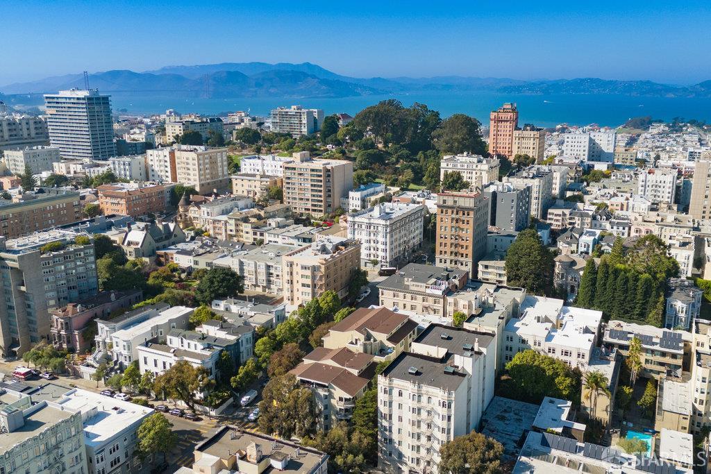 1700 Gough Street # 404