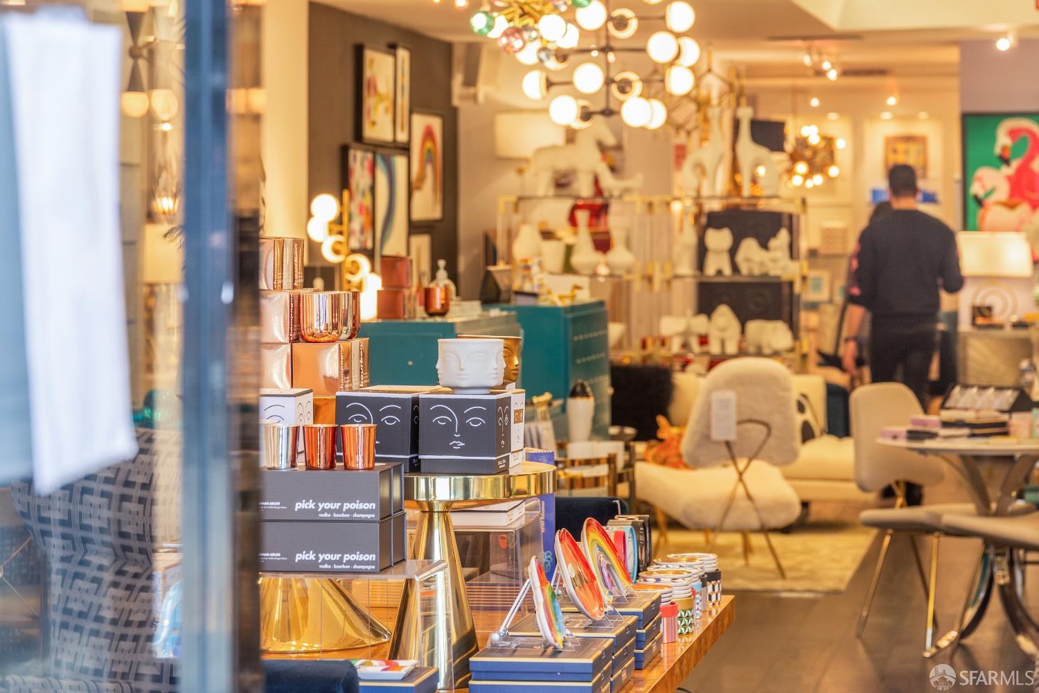 1700 Gough Street # 404