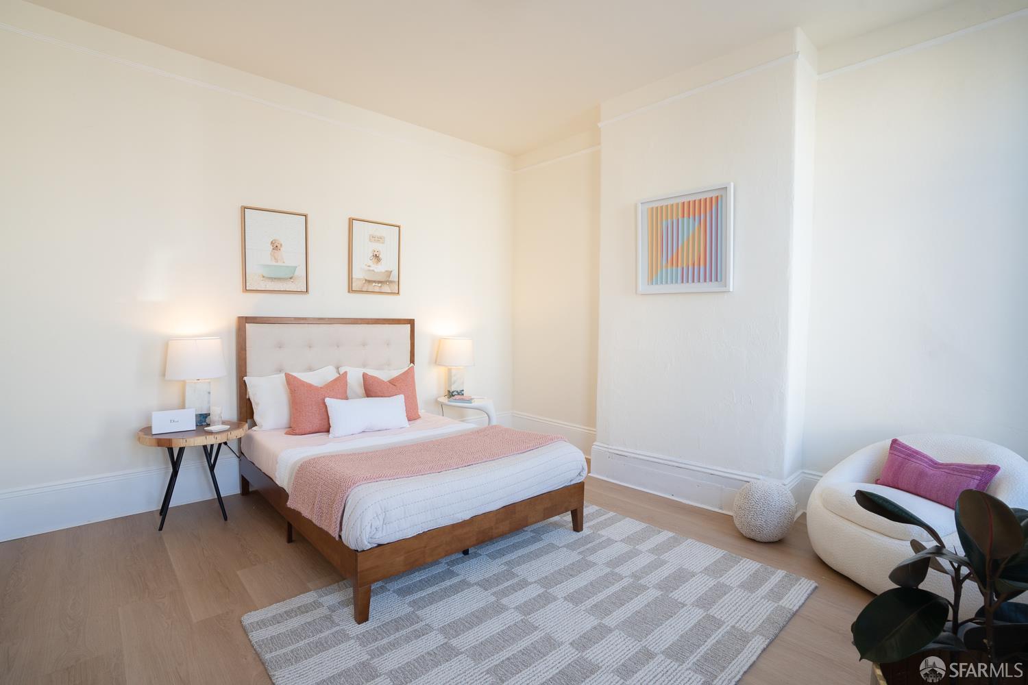 1045-1047 Alabama Street