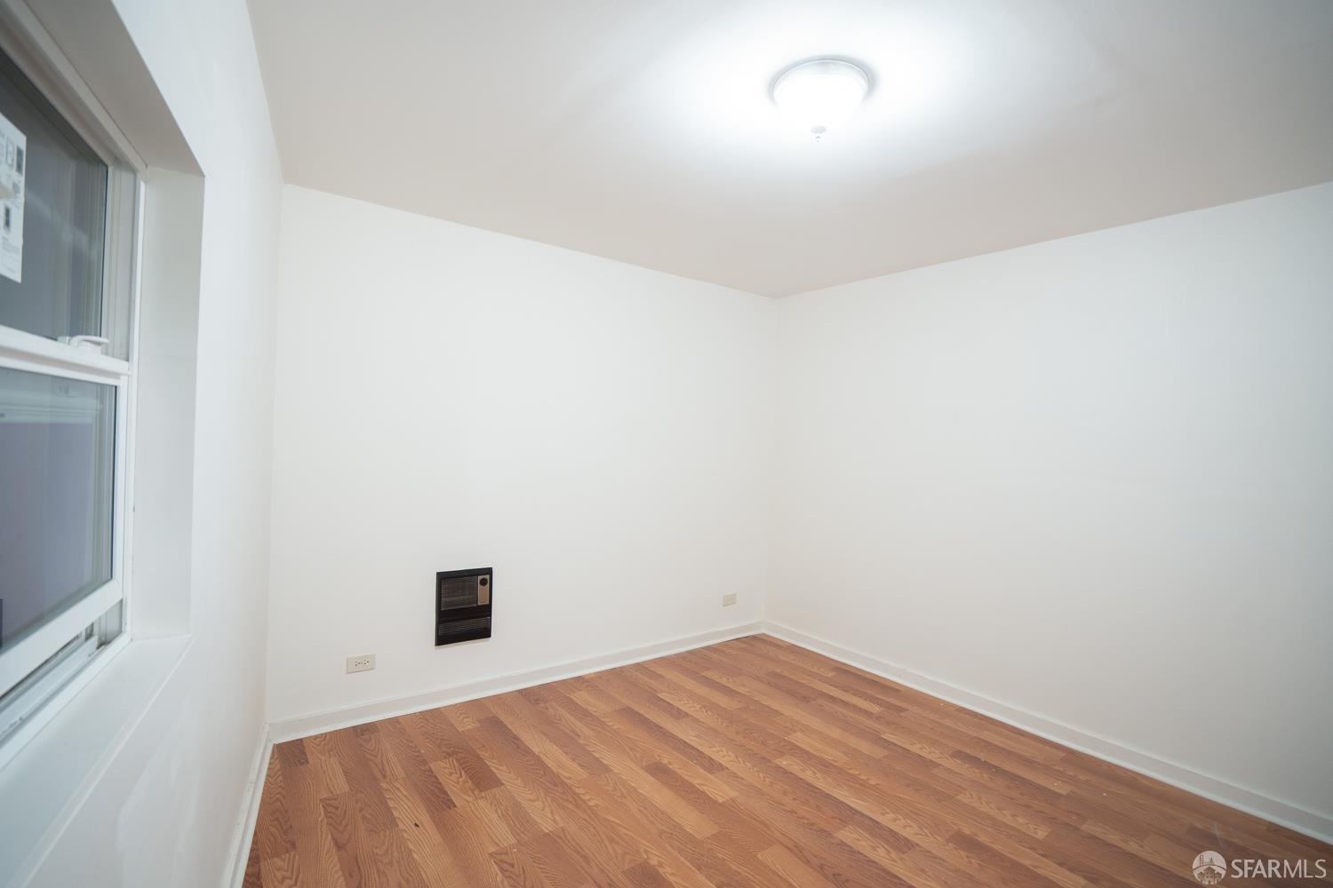 1045-1047 Alabama Street