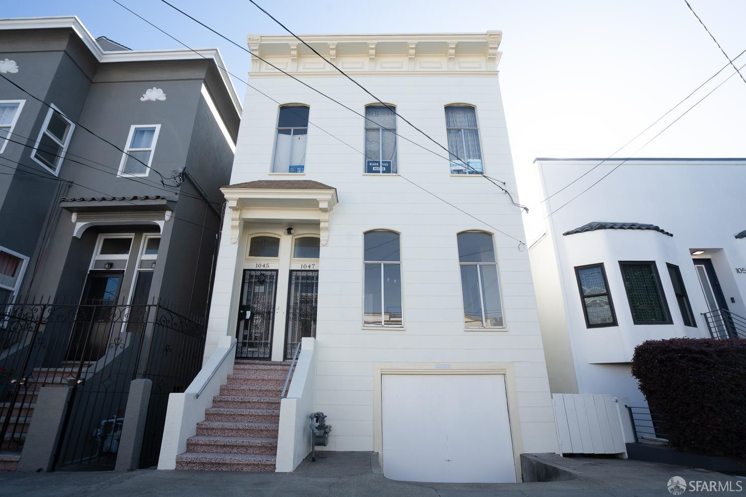 1045-1047 Alabama Street