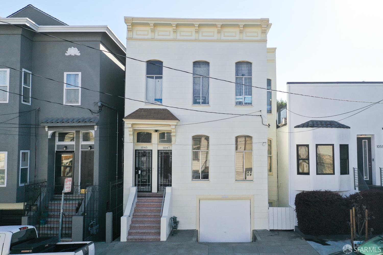 1045-1047 Alabama Street