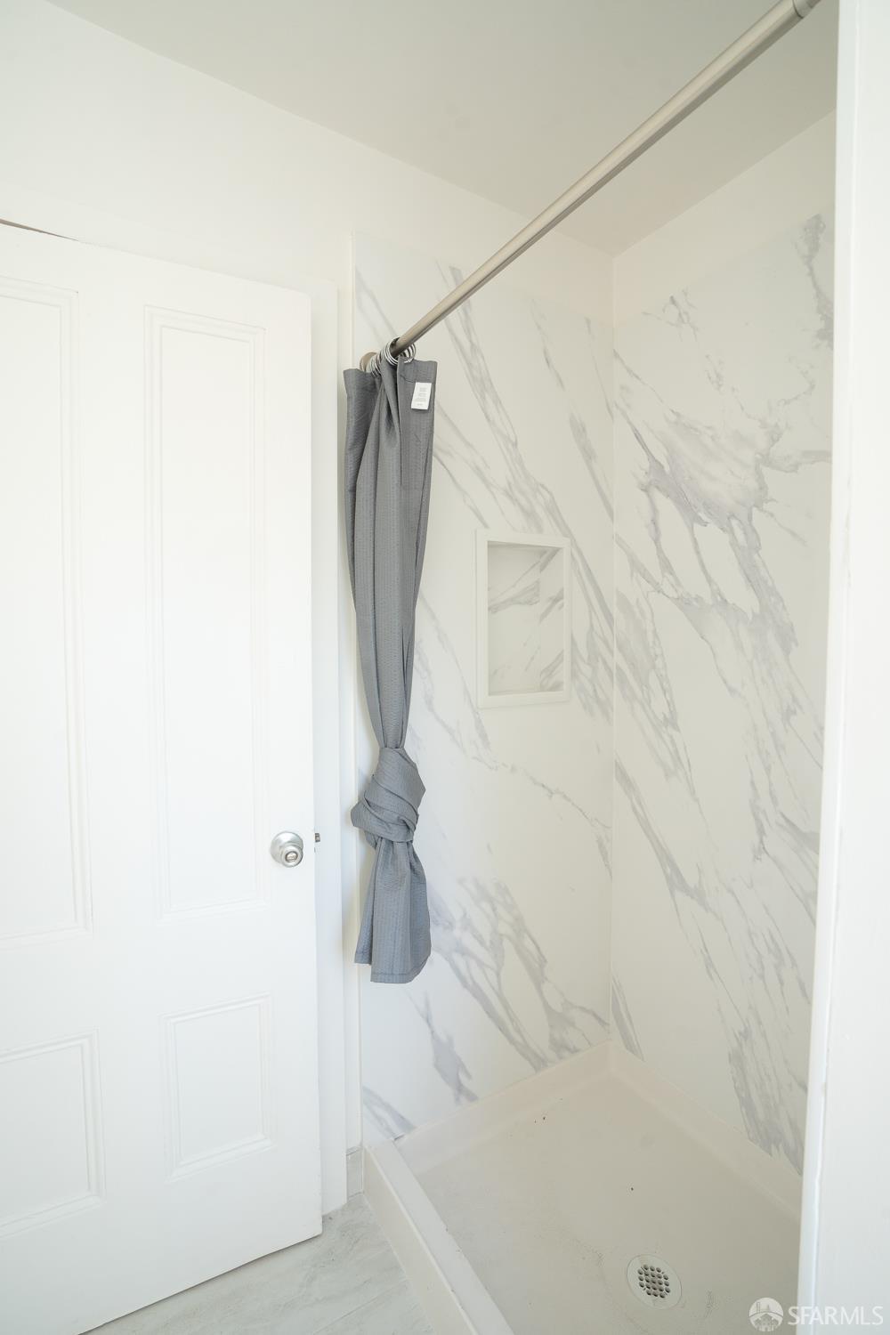 1045-1047 Alabama Street