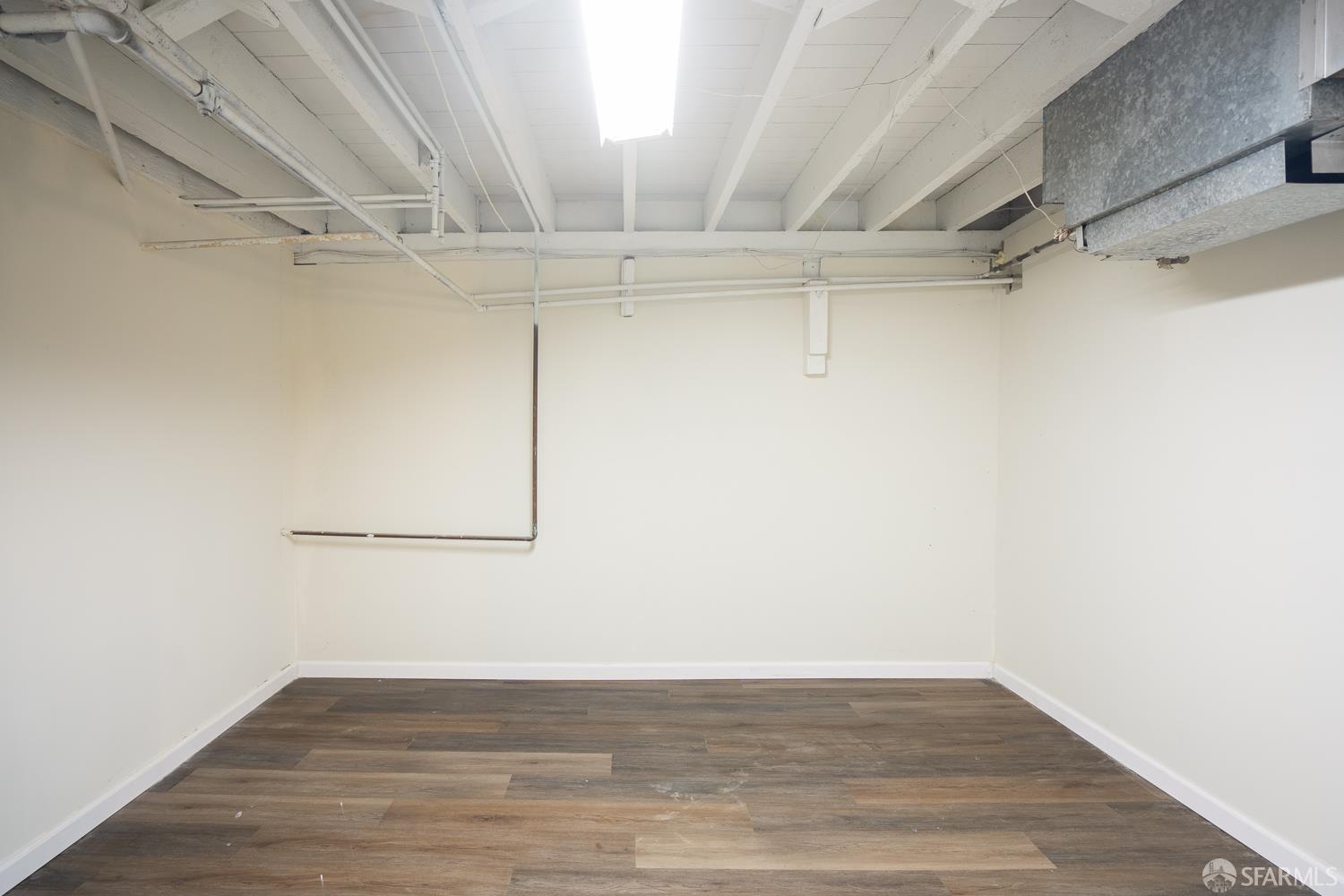 1045-1047 Alabama Street