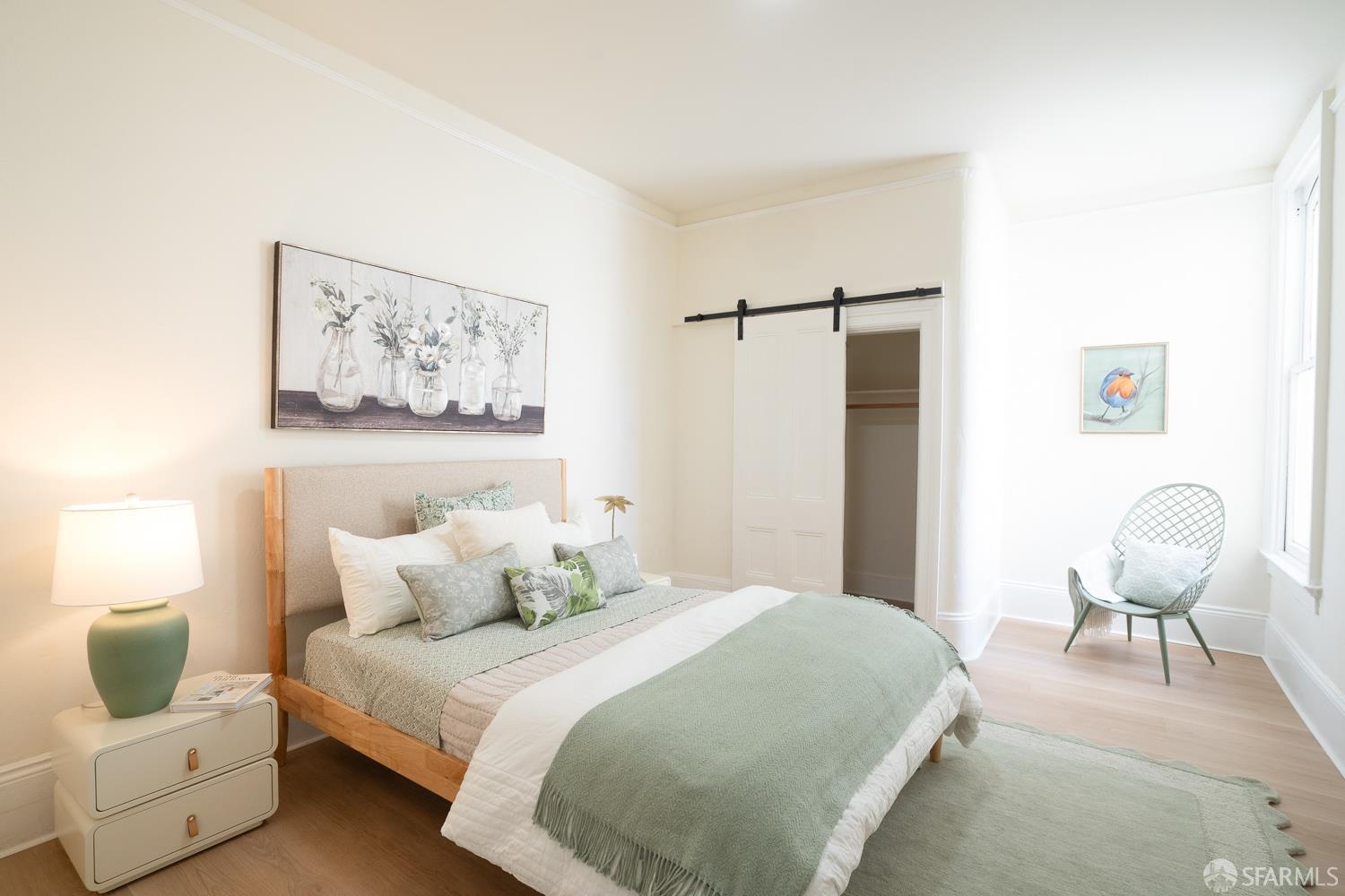 1045-1047 Alabama Street