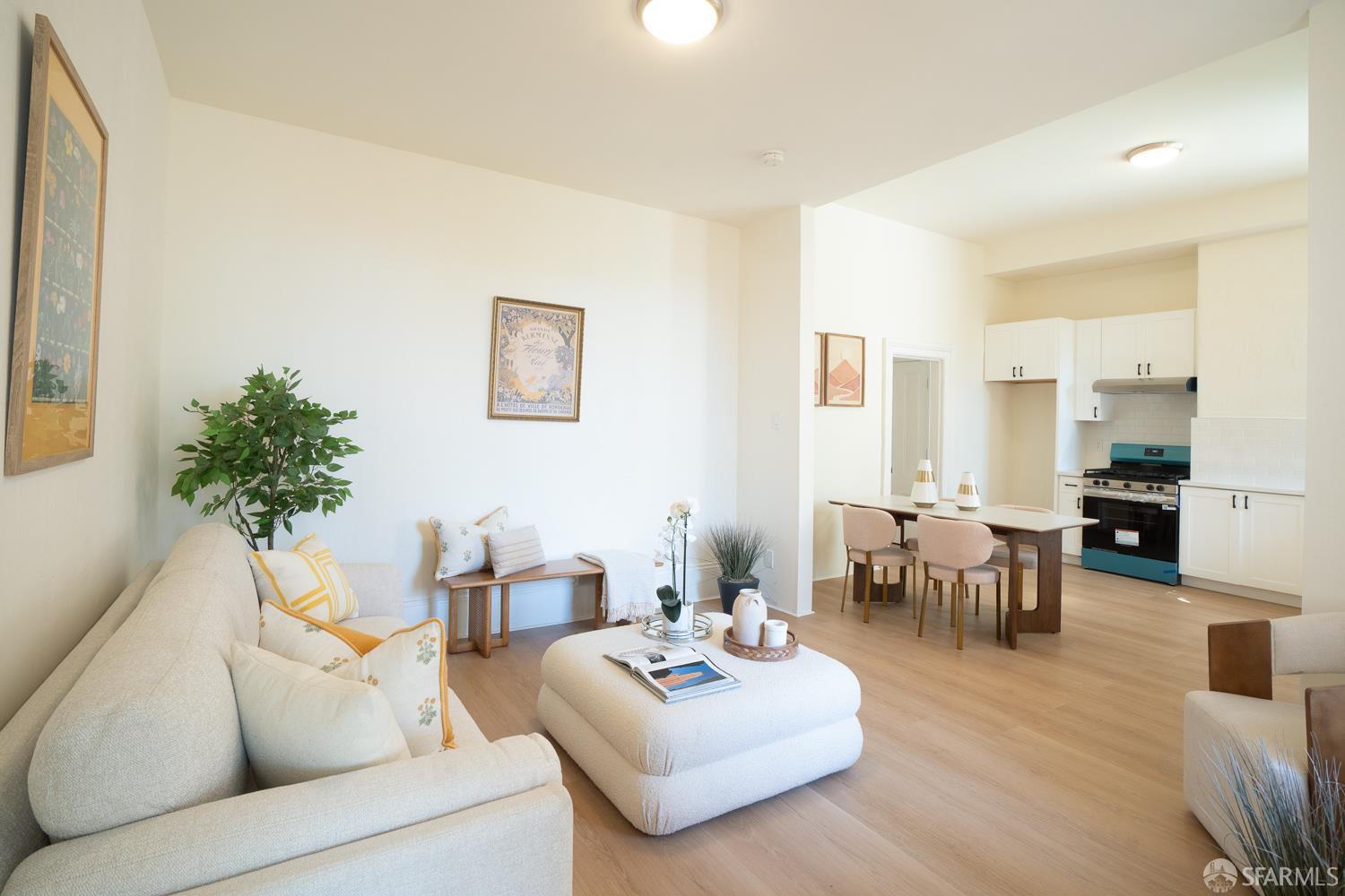 1045-1047 Alabama Street