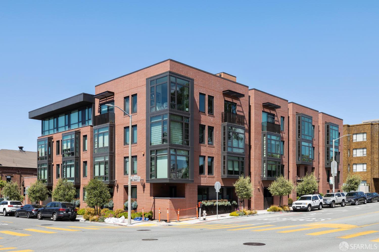 1598 Bay Street # 104