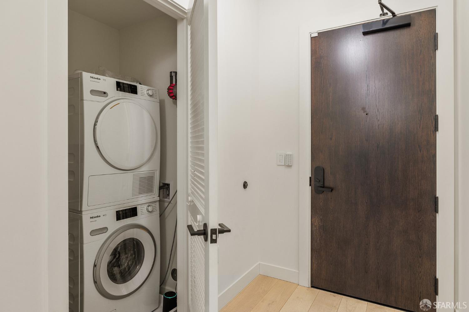 1598 Bay Street # 104