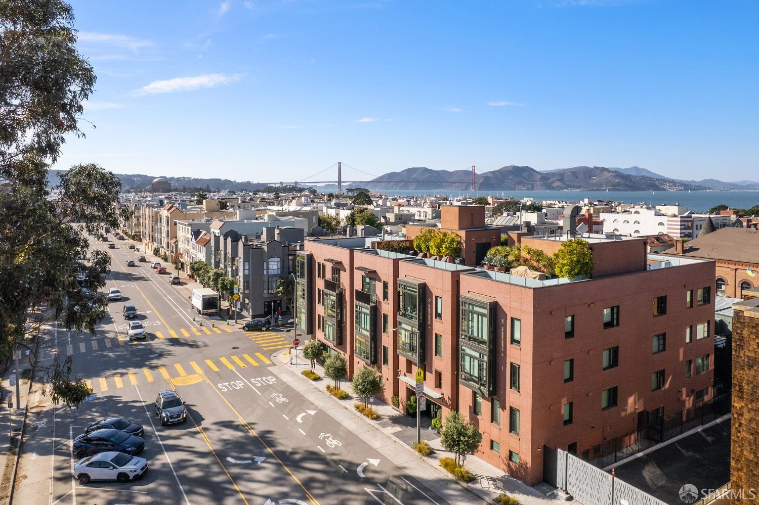 1598 Bay Street # 104