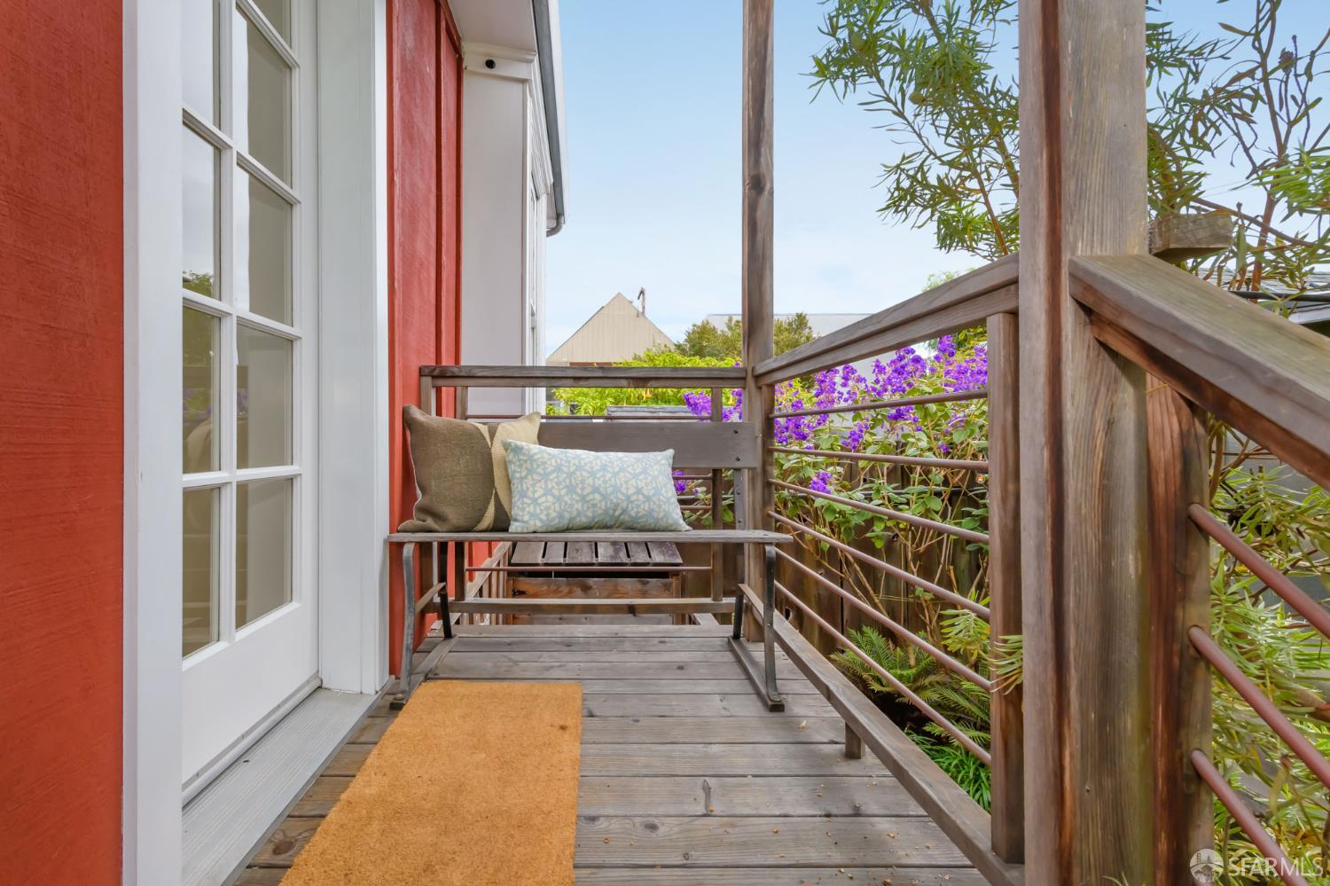 129 Ellert Street Unit: 1/2