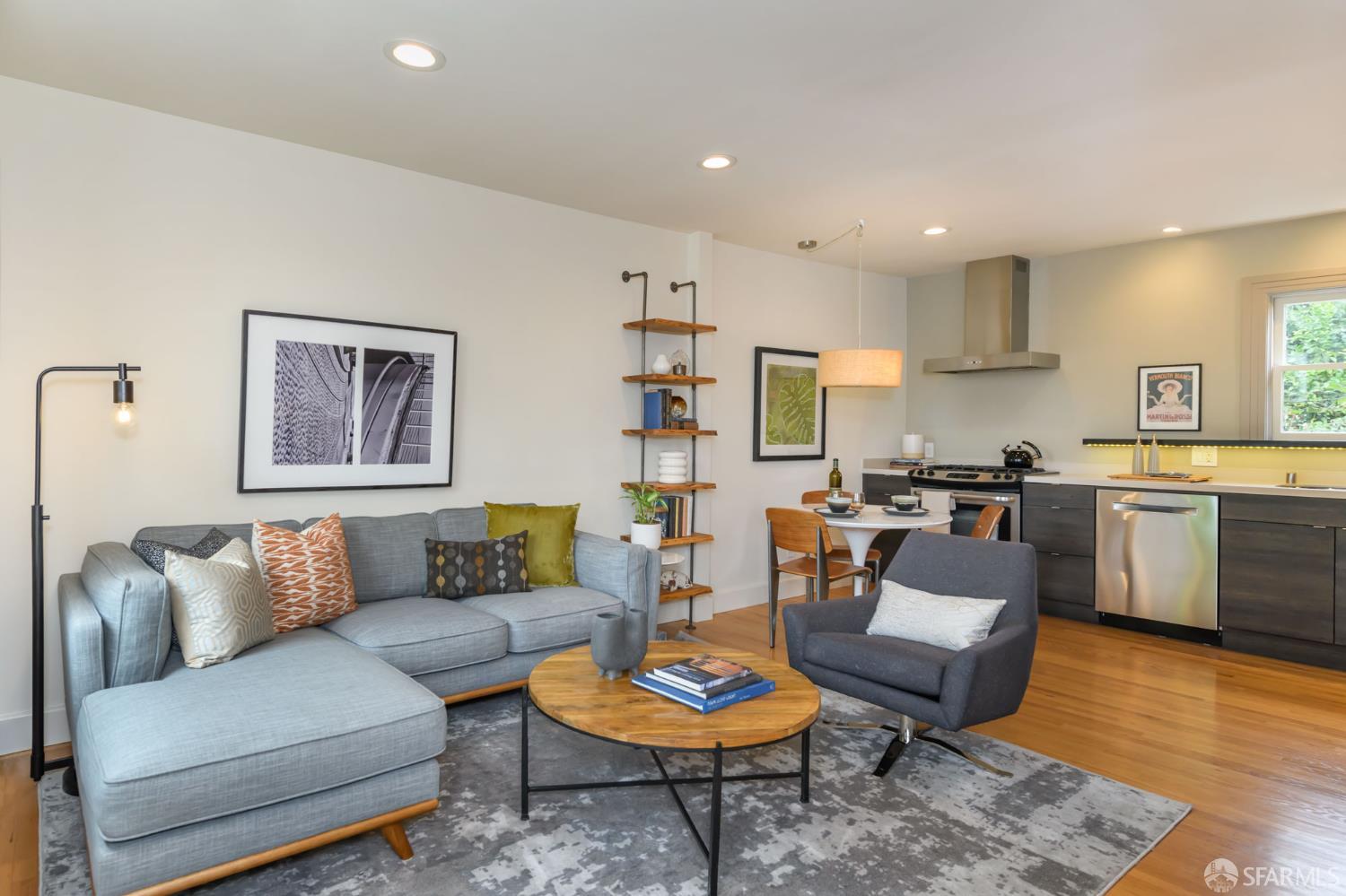 129 Ellert Street Unit: 1/2