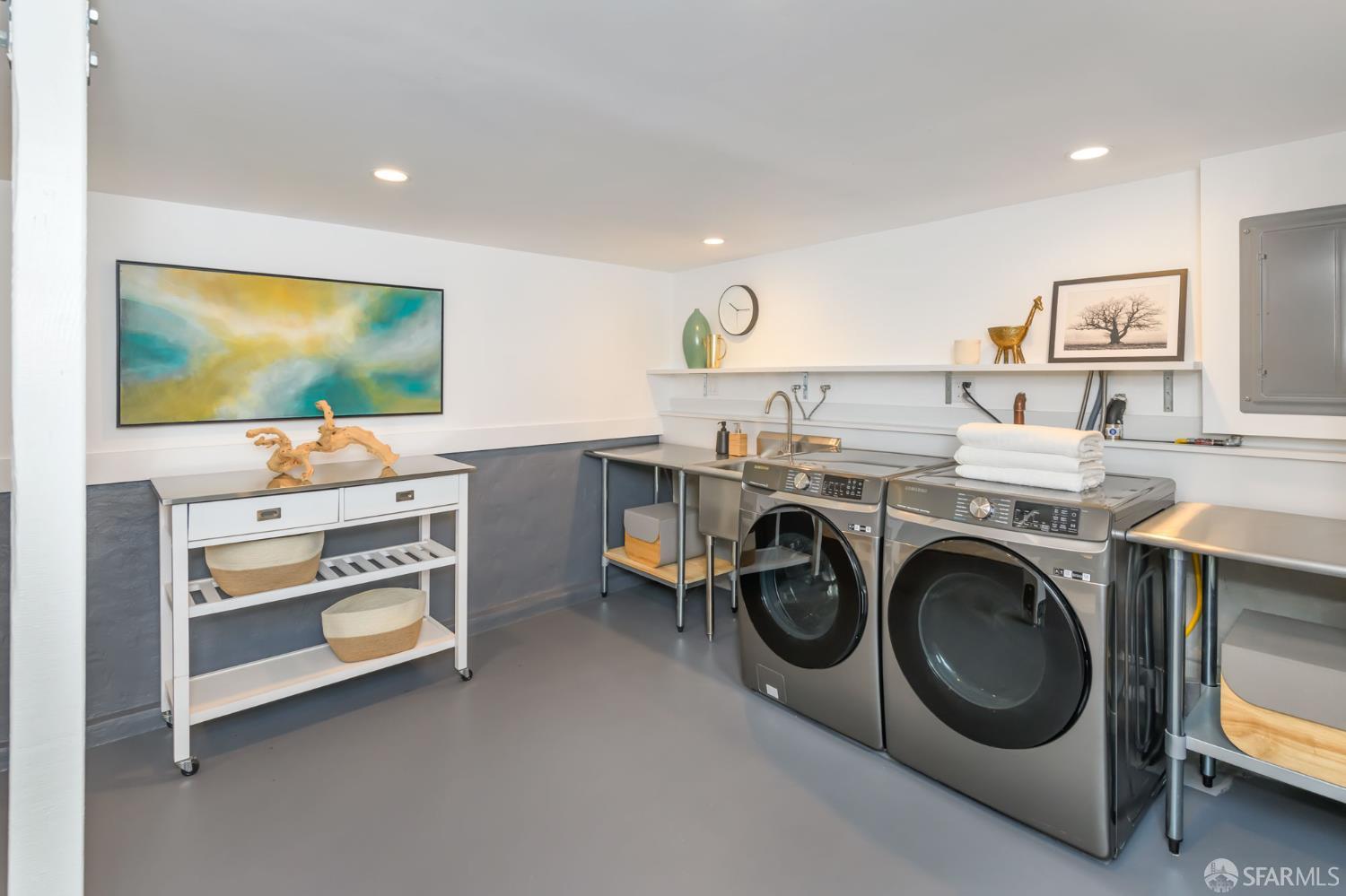 129 Ellert Street Unit: 1/2