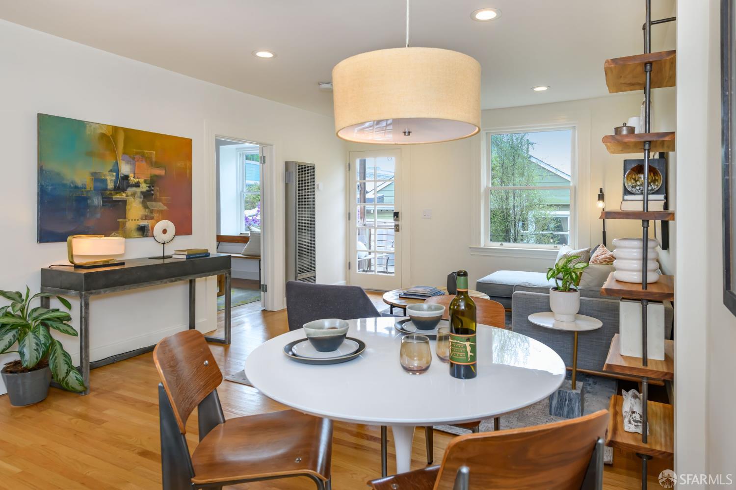 129 Ellert Street Unit: 1/2