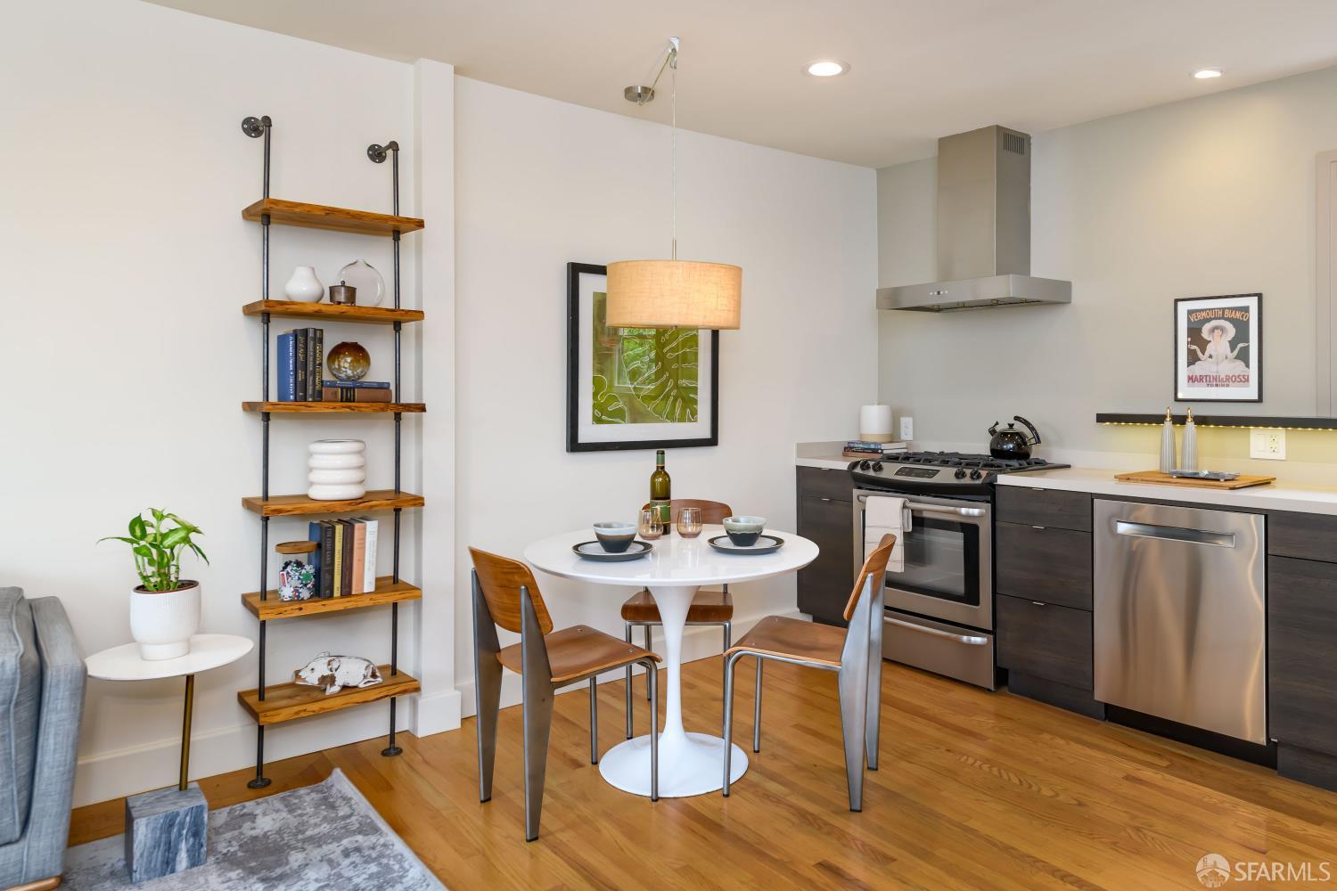 129 Ellert Street Unit: 1/2