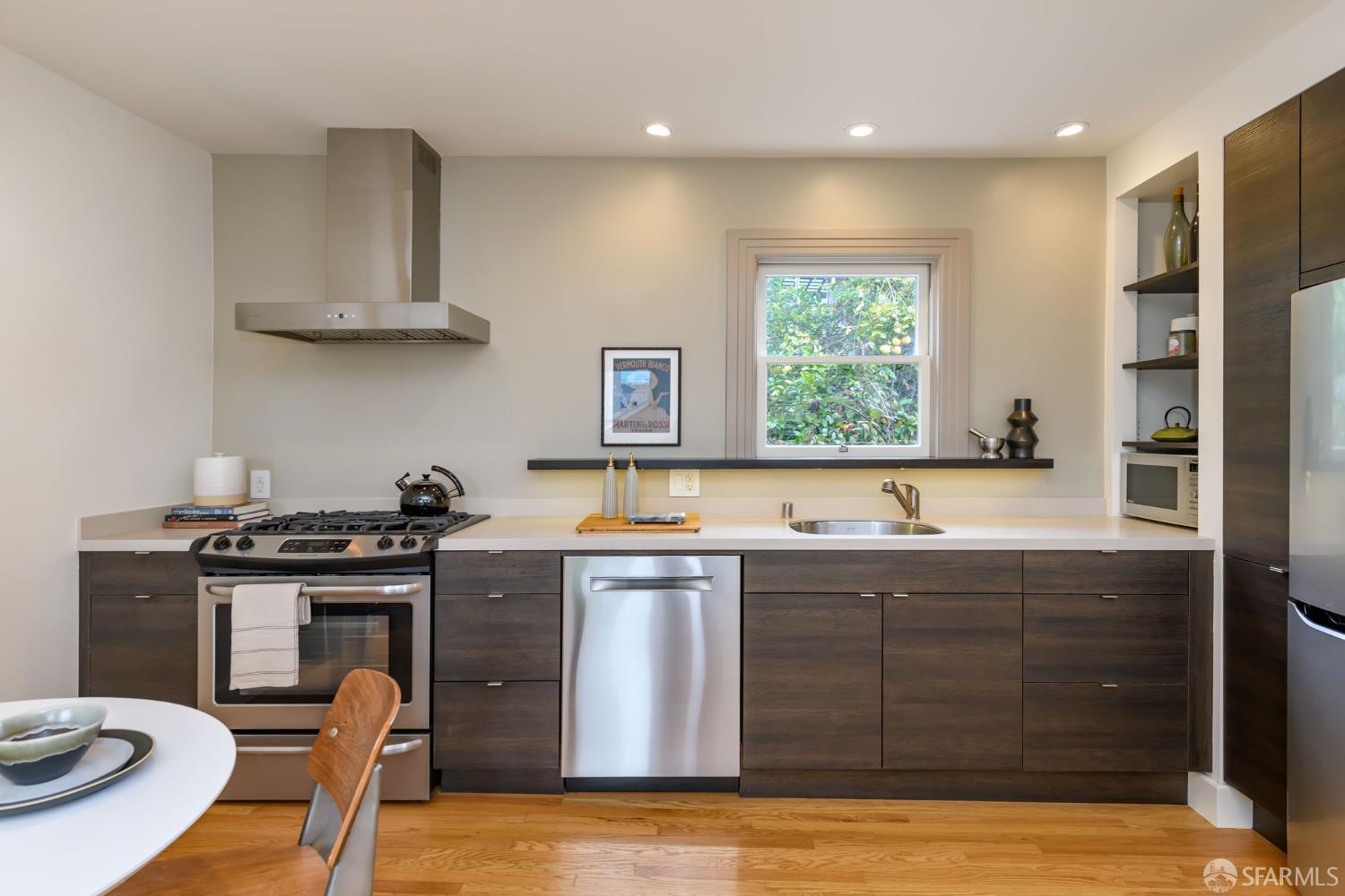 129 Ellert Street Unit: 1/2