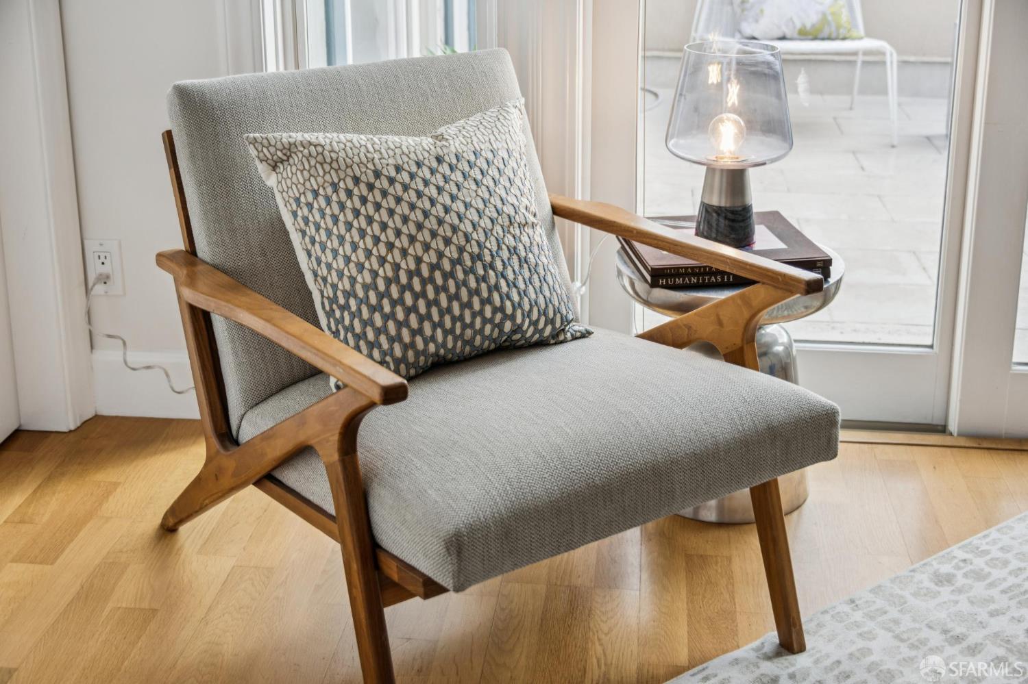 375 25th Avenue # 401