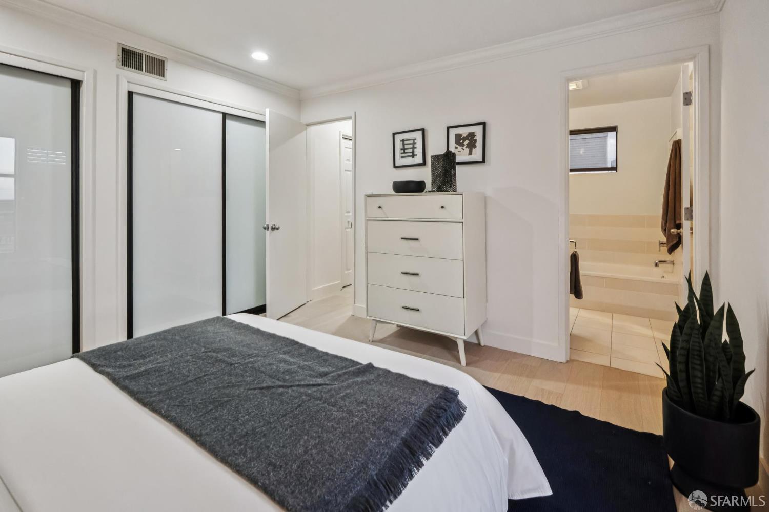 672 Corbett Avenue # C