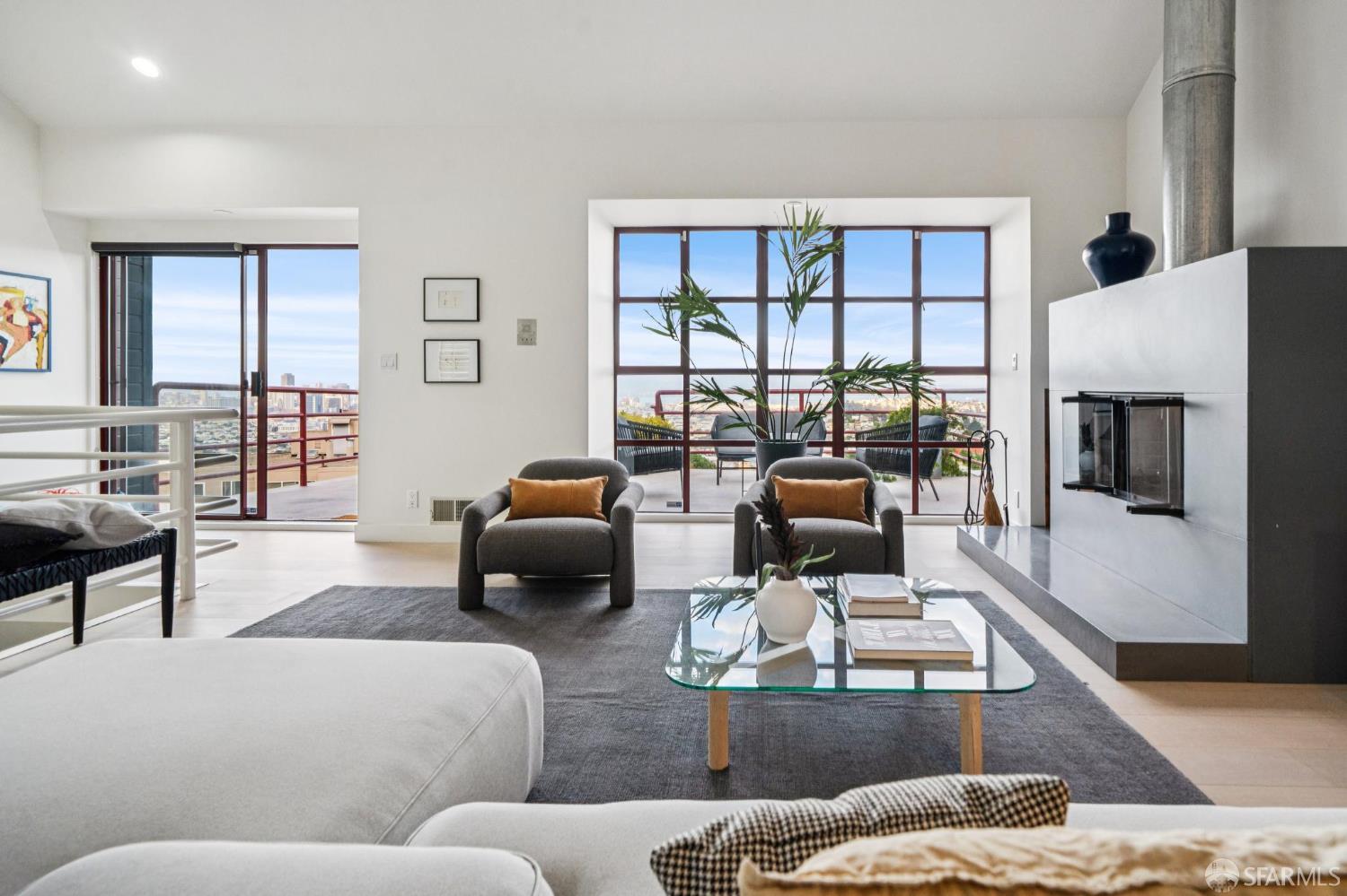 672 Corbett Avenue # C