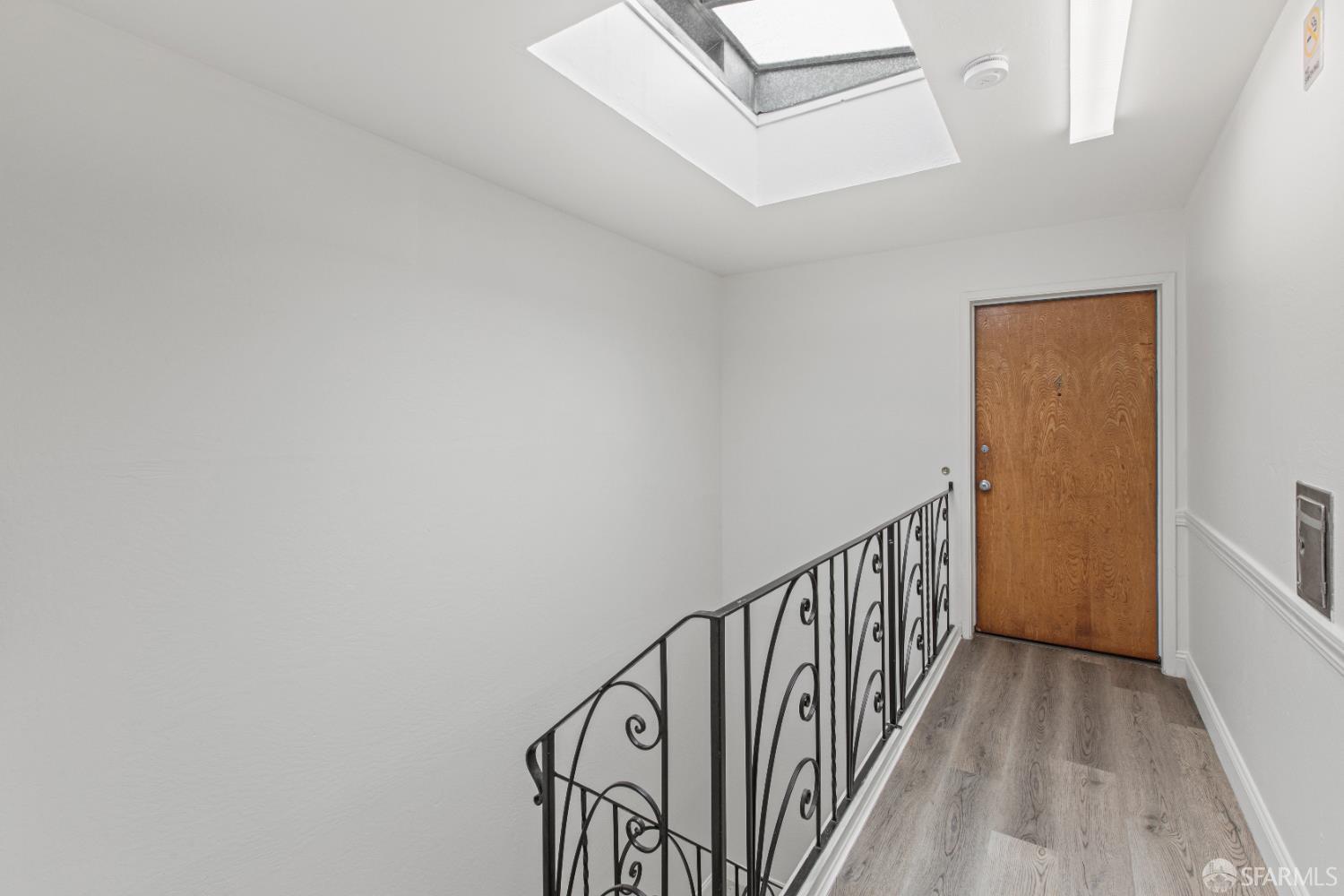 554 Monterey Boulevard