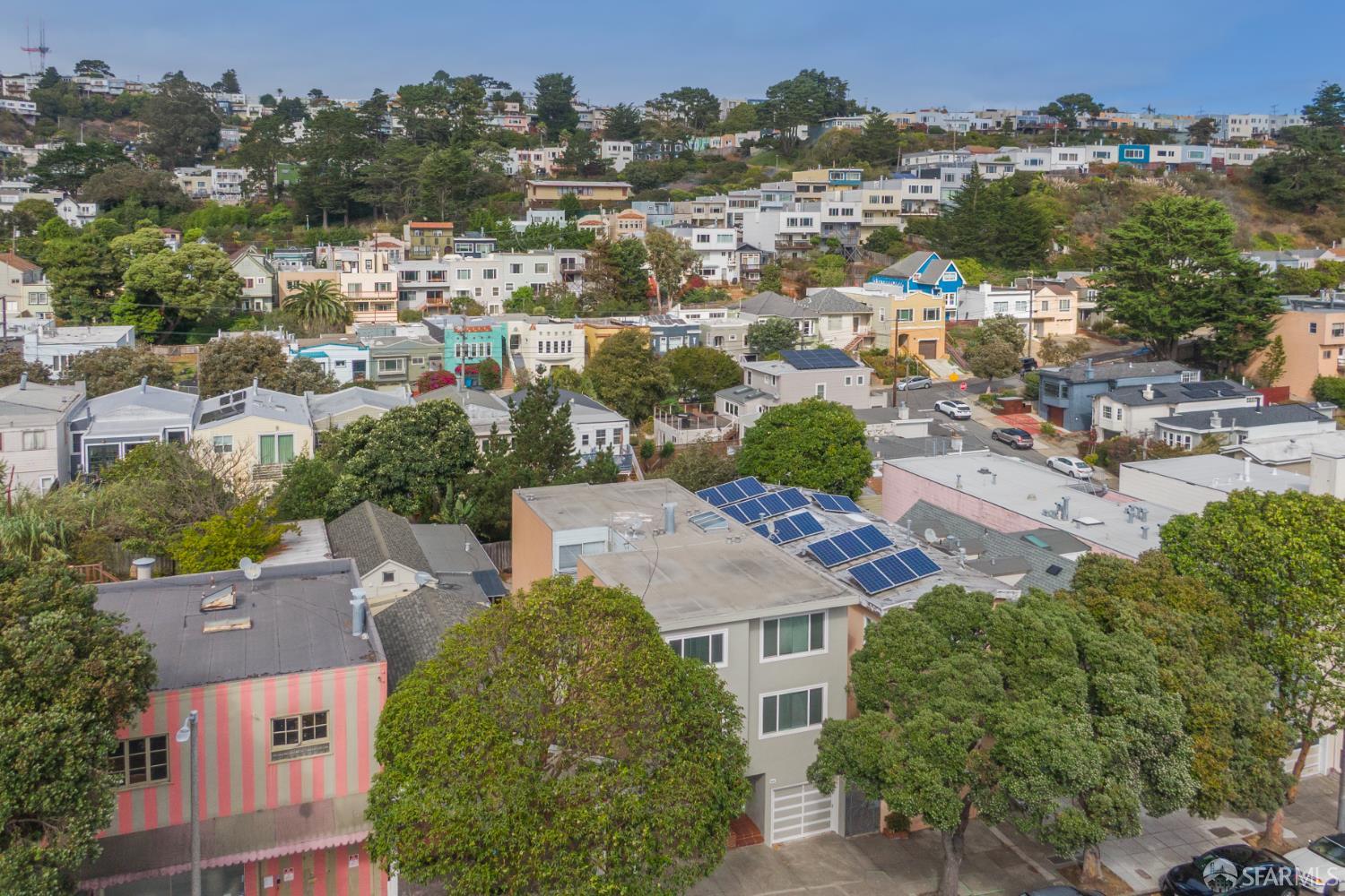 554 Monterey Boulevard