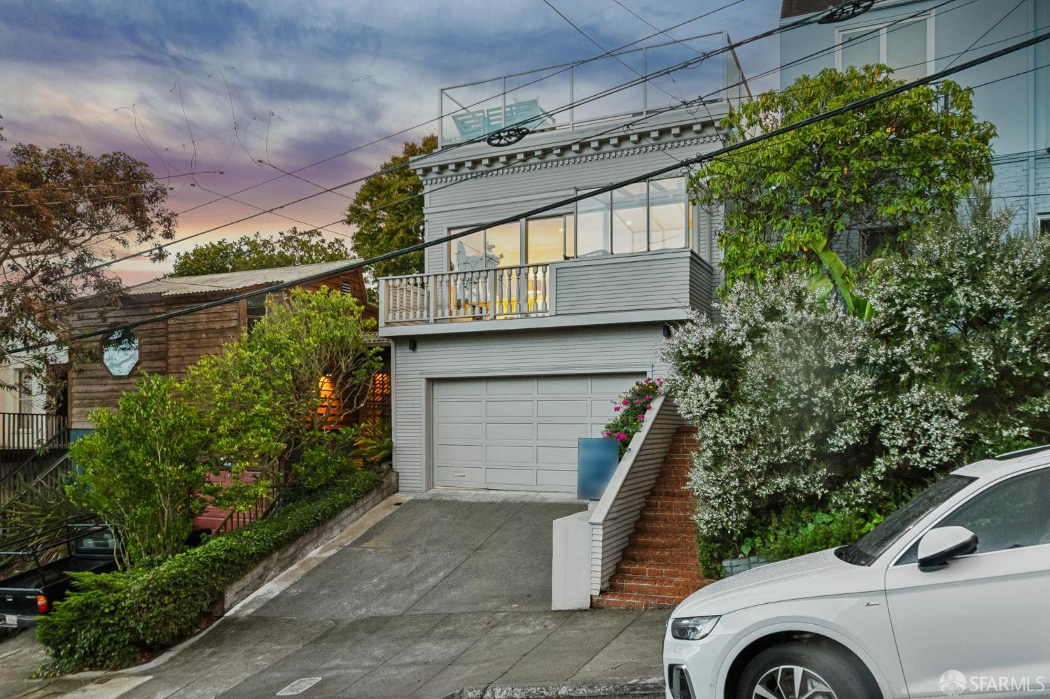 4335 Cesar Chavez Street