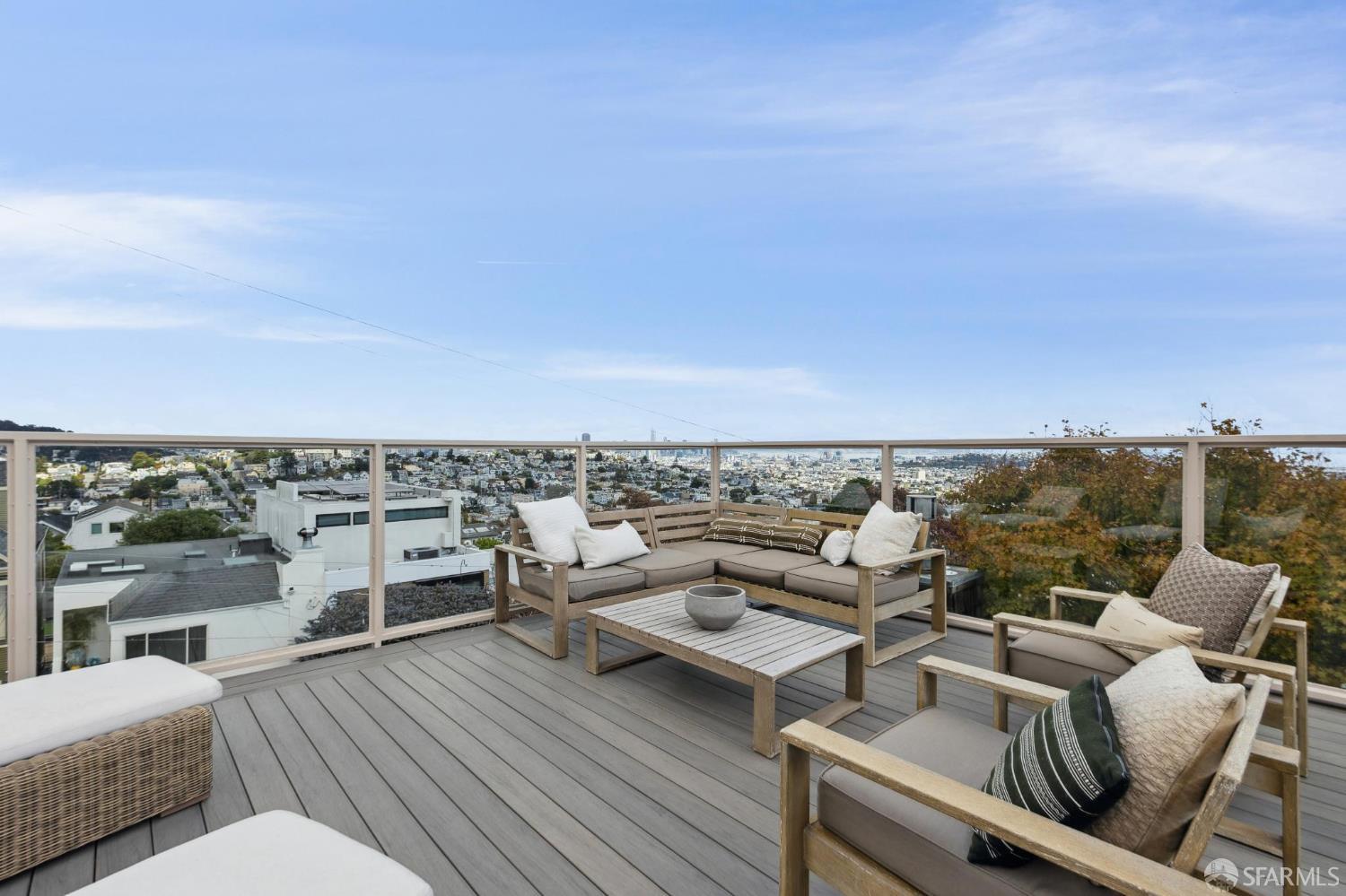 4335 Cesar Chavez Street