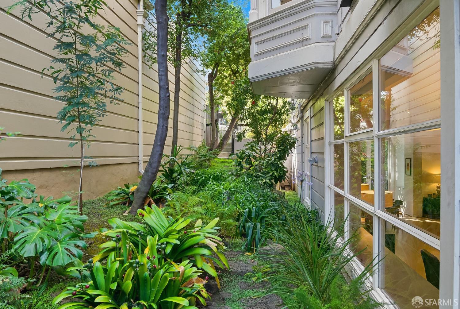 1031 Dolores Street, San Francisco