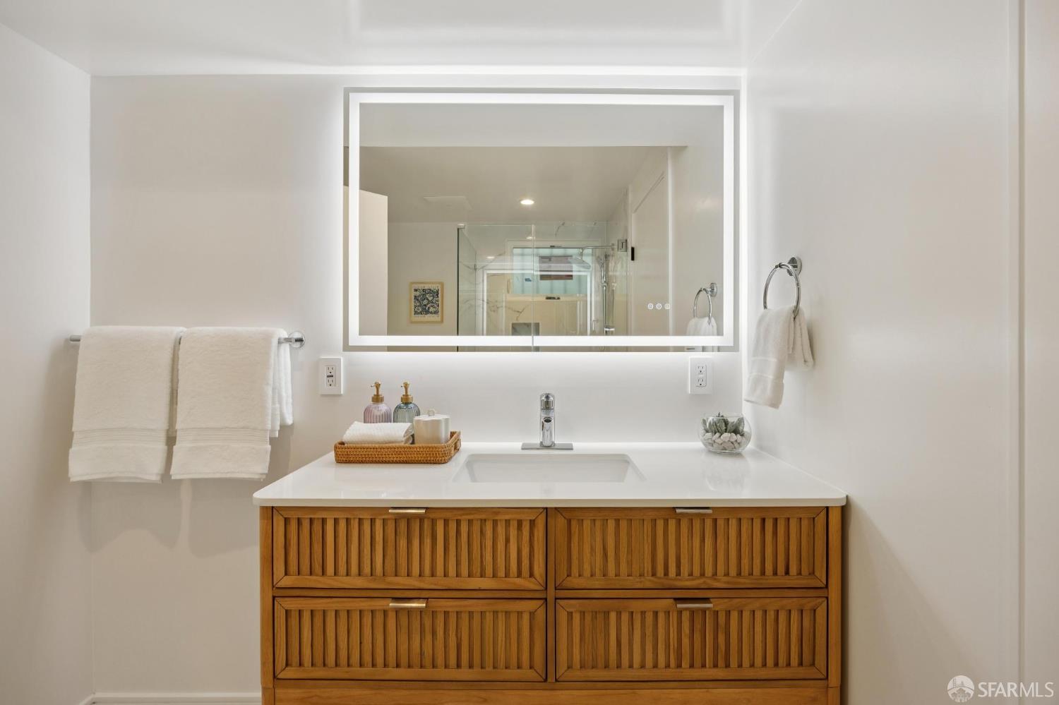 270 Claremont Boulevard