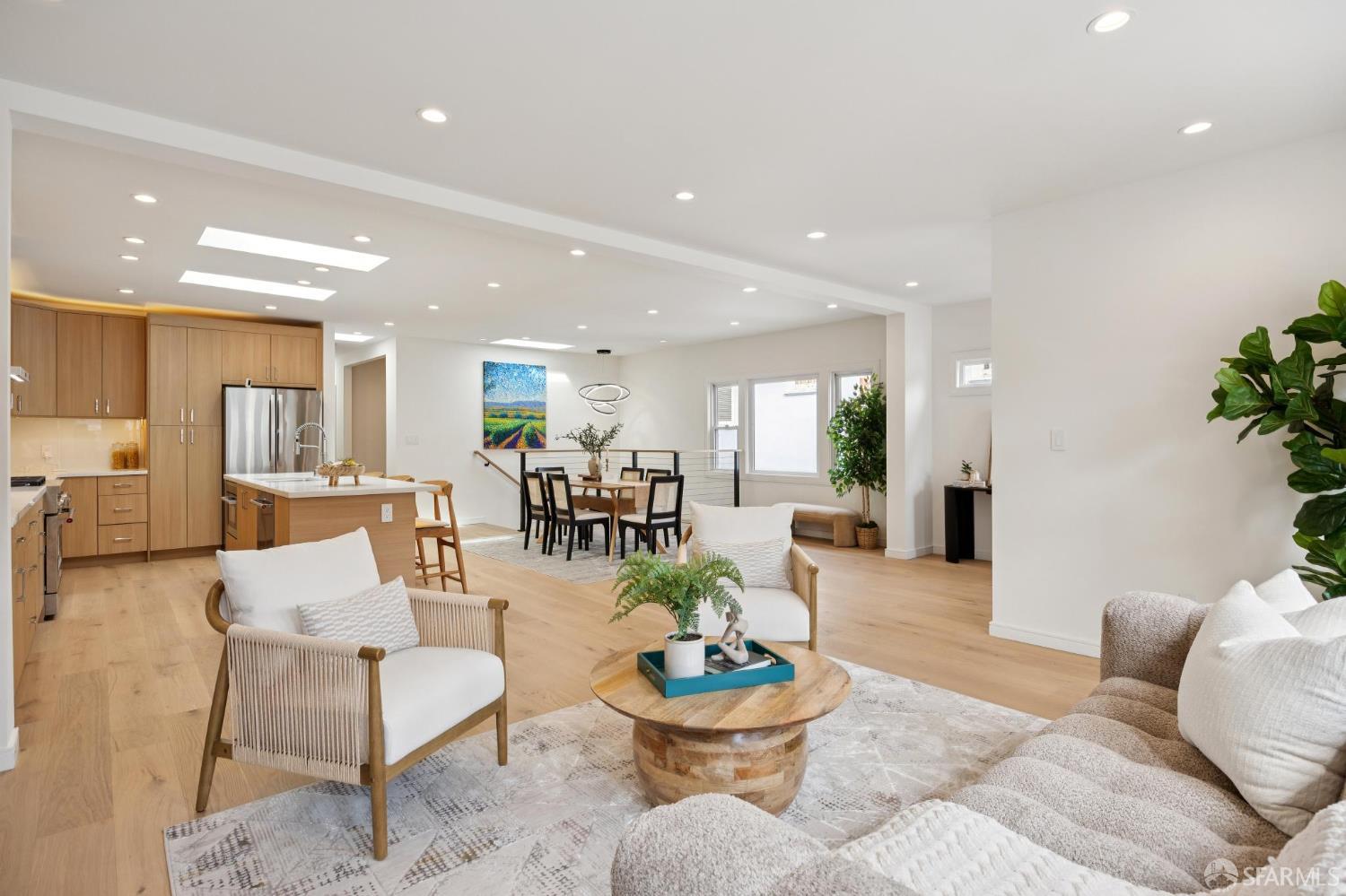 270 Claremont Boulevard