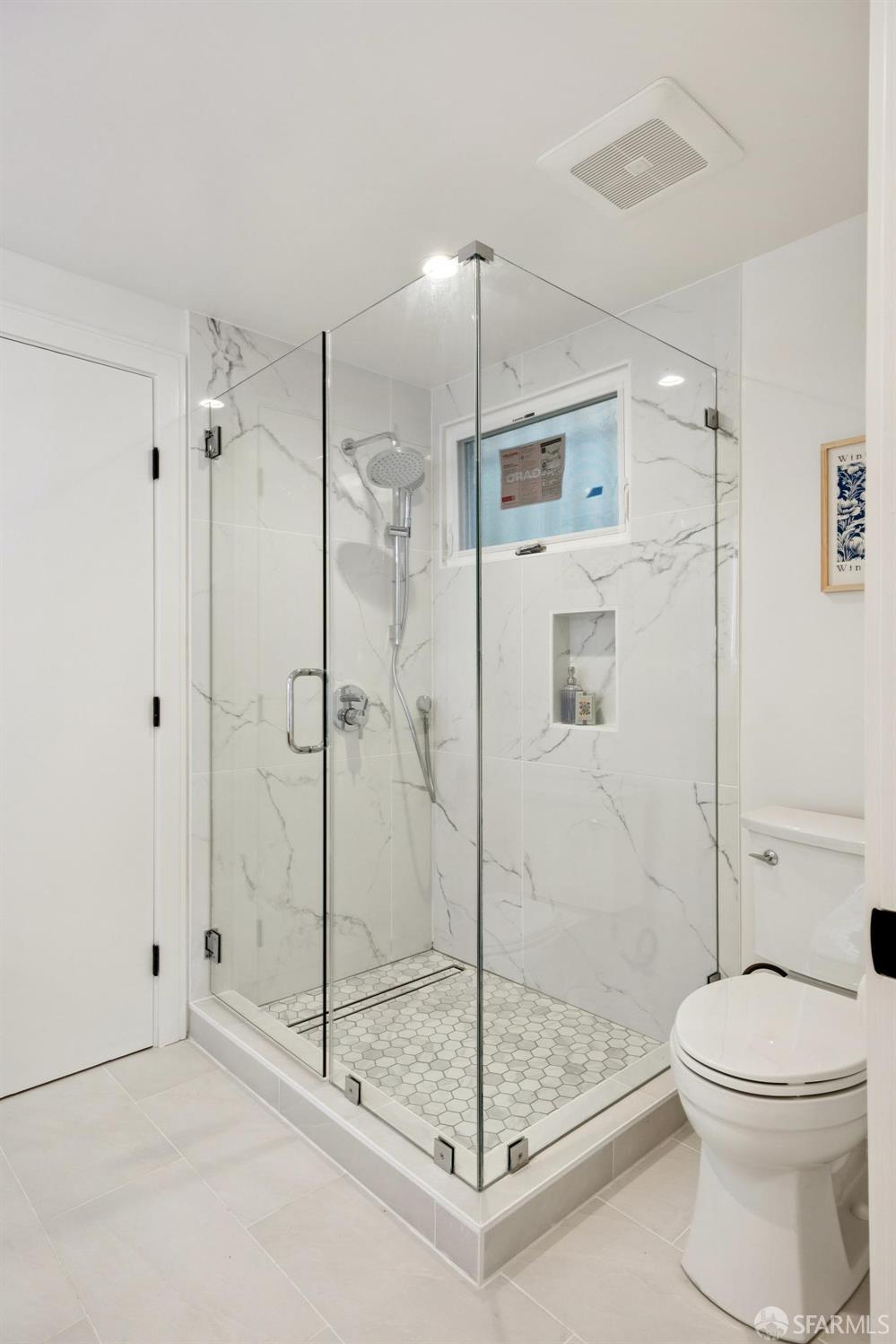 270 Claremont Boulevard