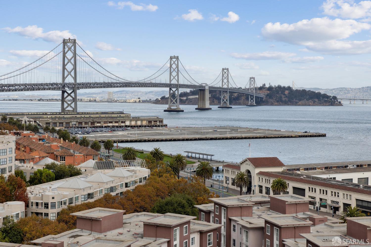 88 King Street # 1305