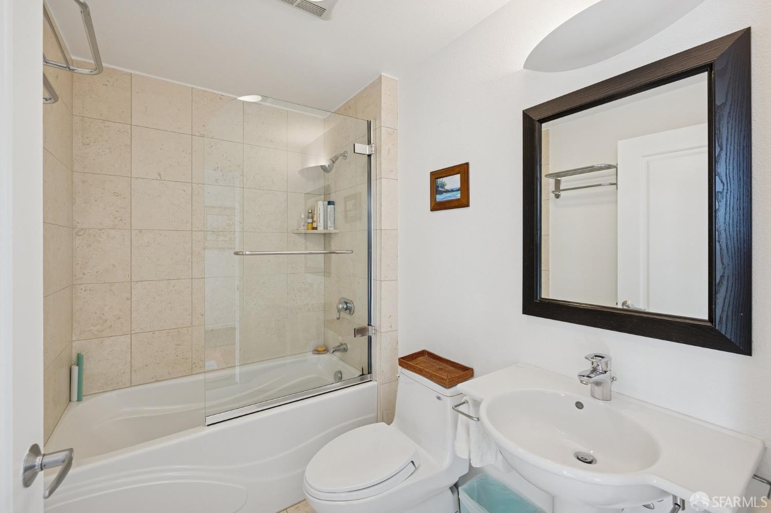 88 King Street # 1305