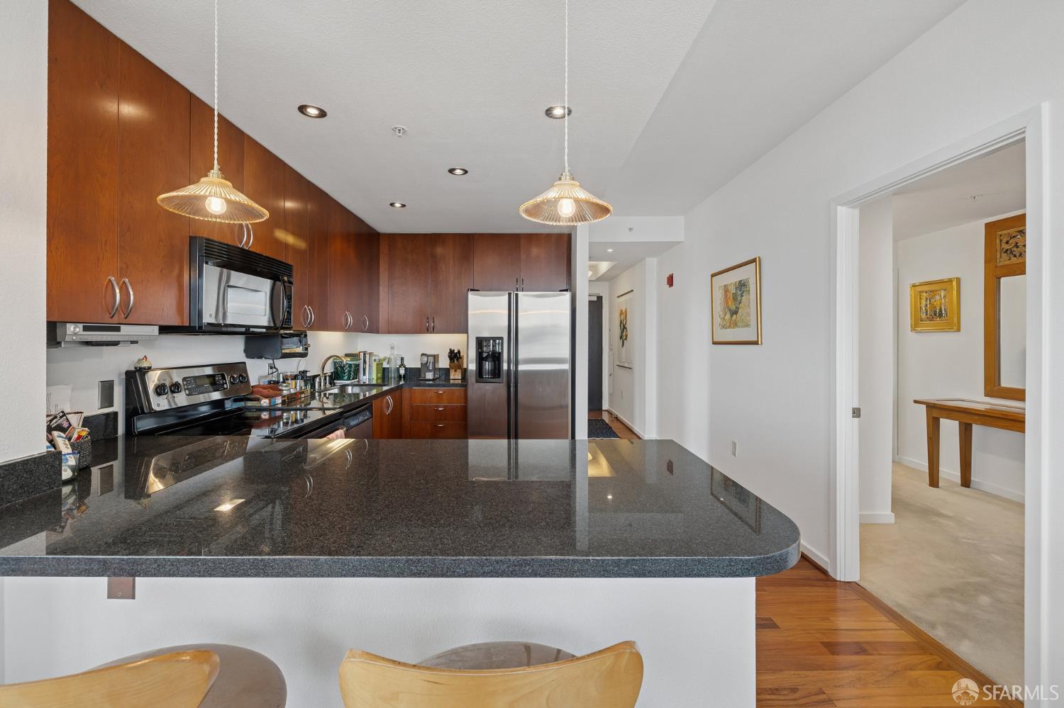 88 King Street # 1305