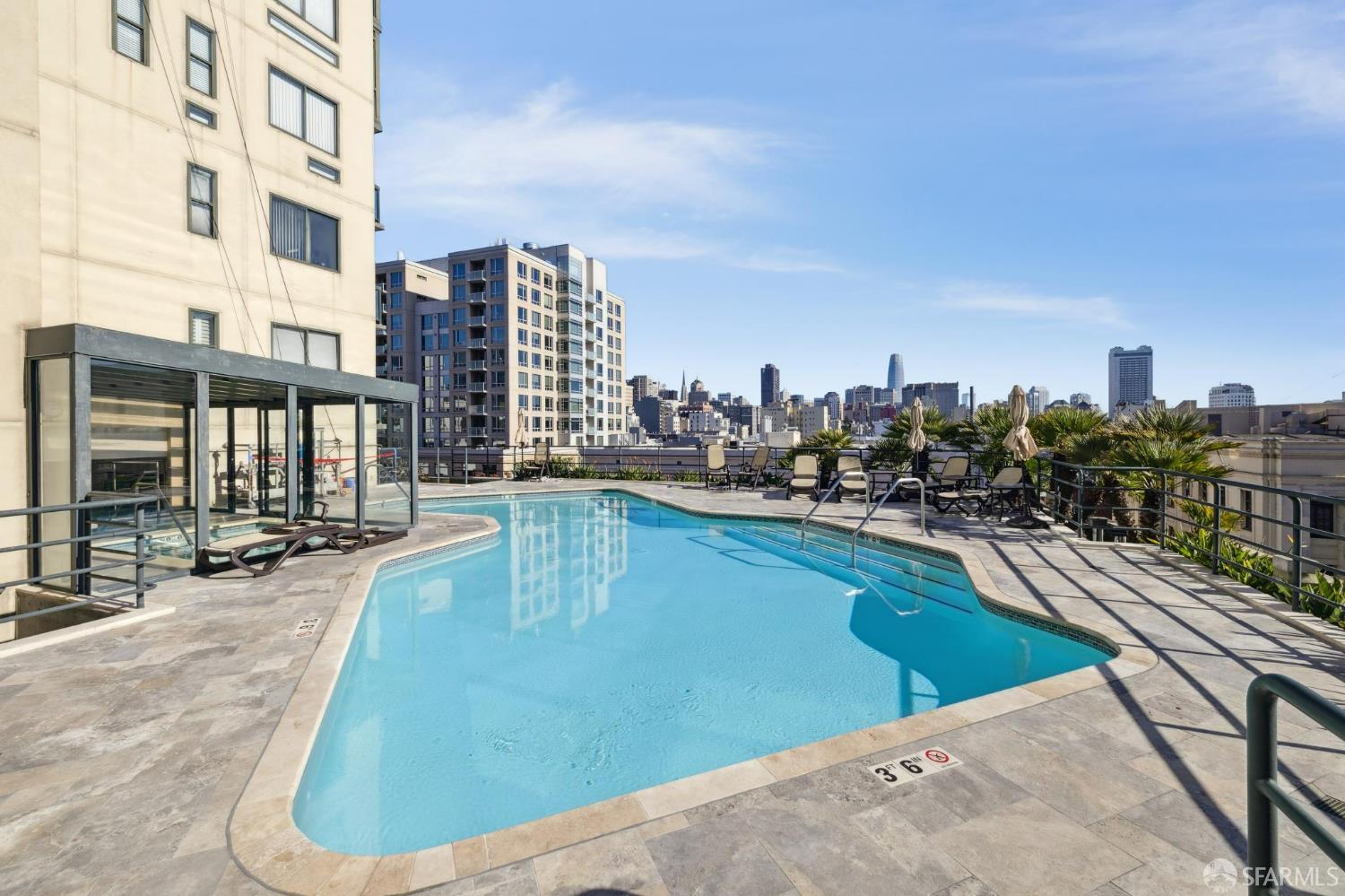 1 Daniel Burnham Court # 1506