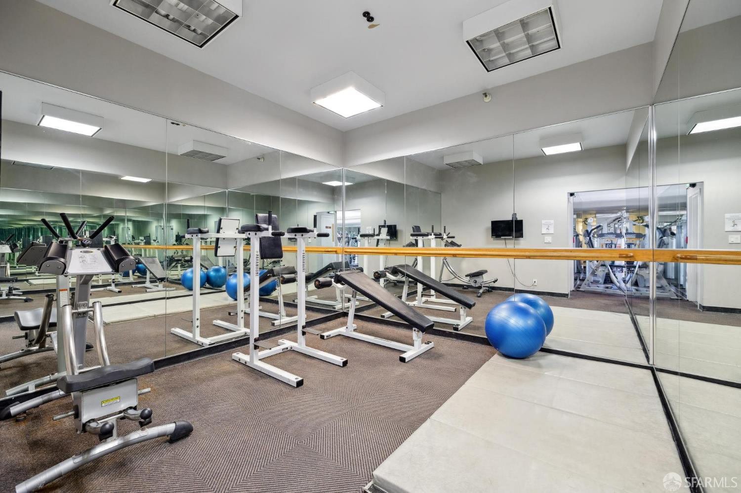 1 Daniel Burnham Court # 1506