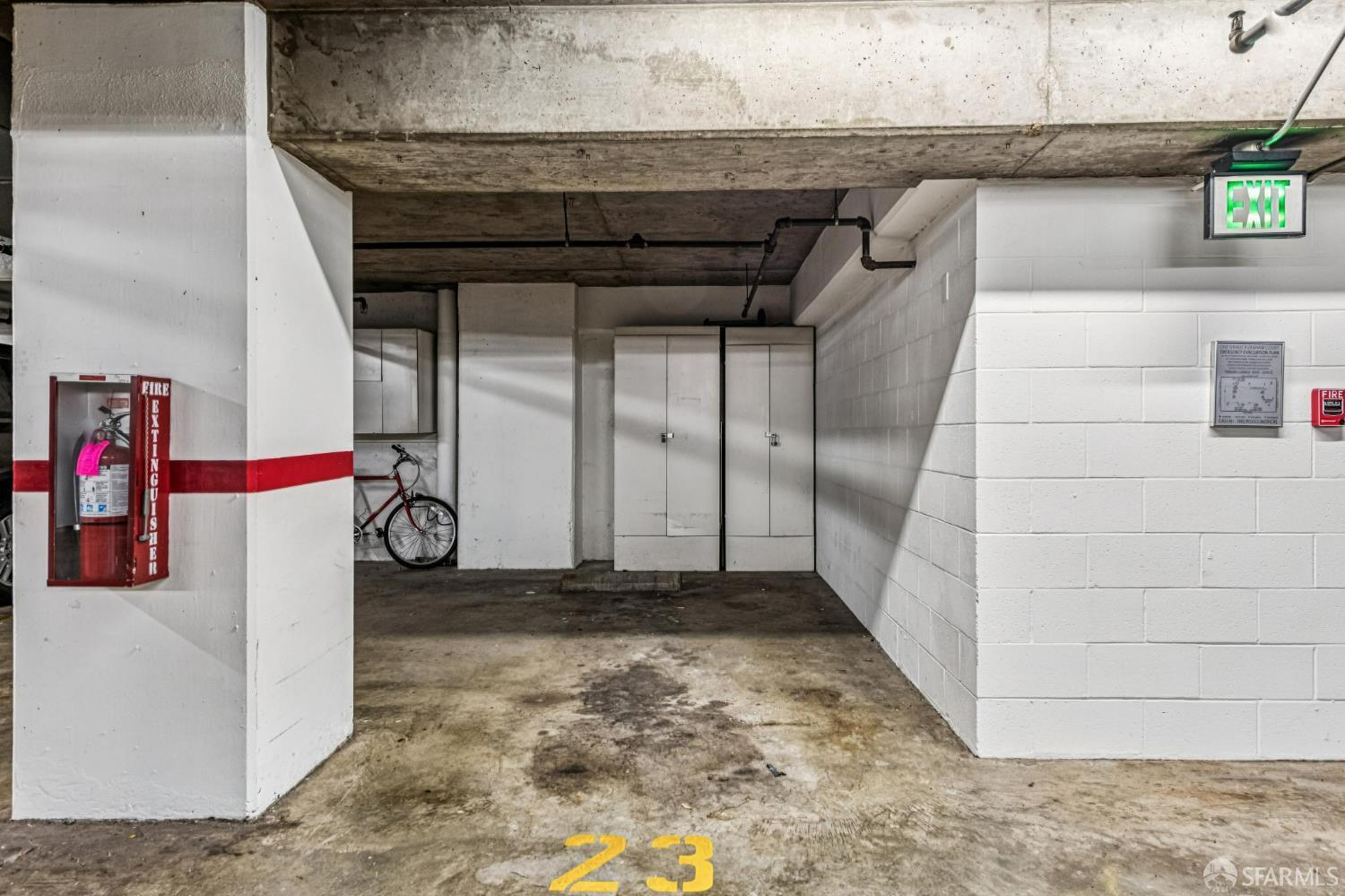 1 Daniel Burnham Court # 1506