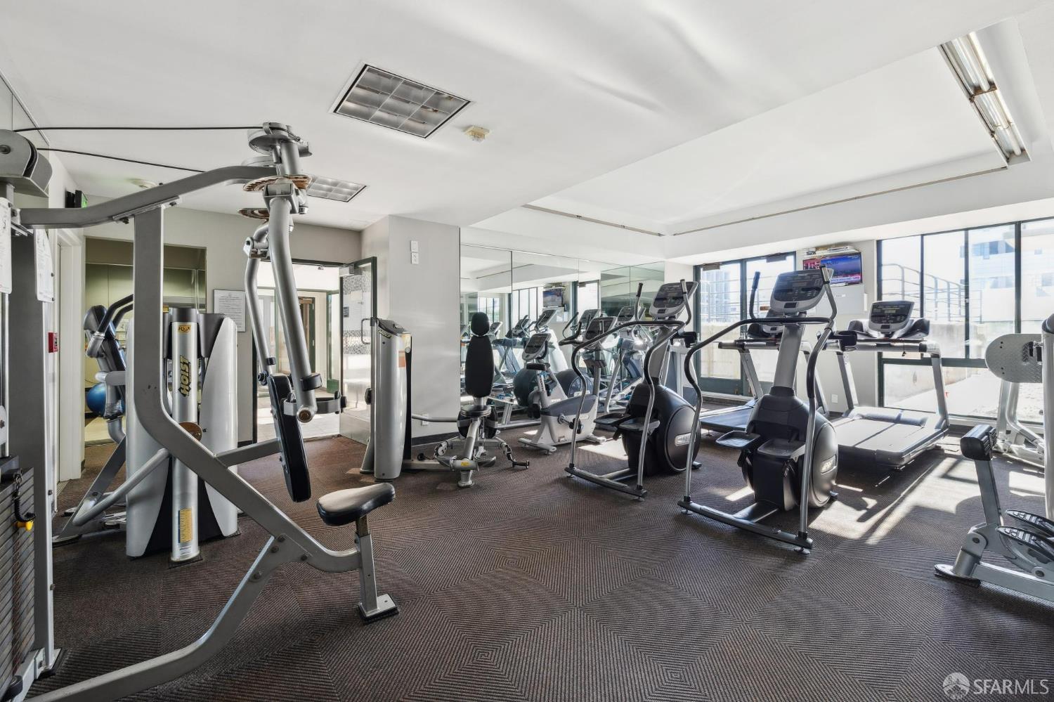 1 Daniel Burnham Court # 1506