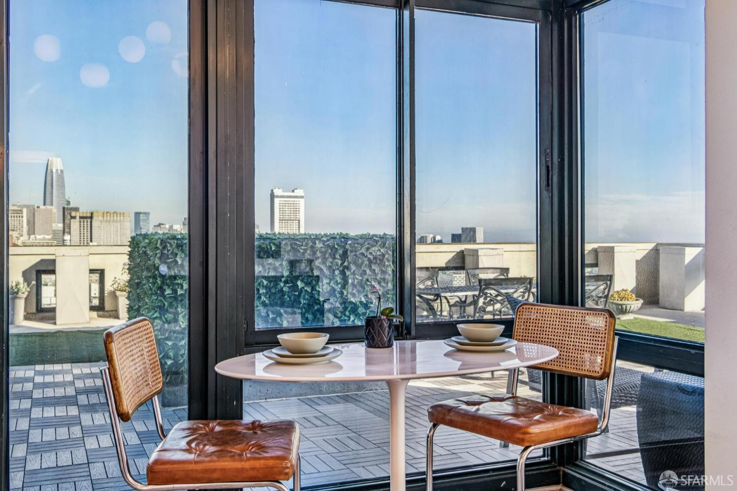 1 Daniel Burnham Court # 1506