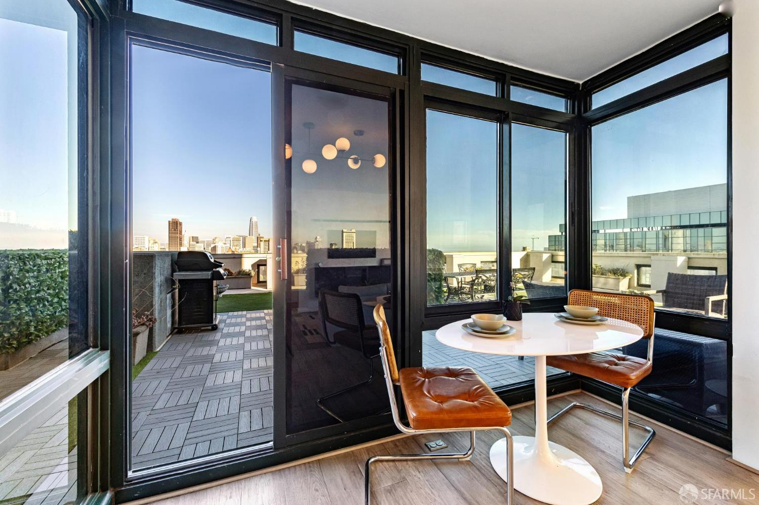 1 Daniel Burnham Court # 1506