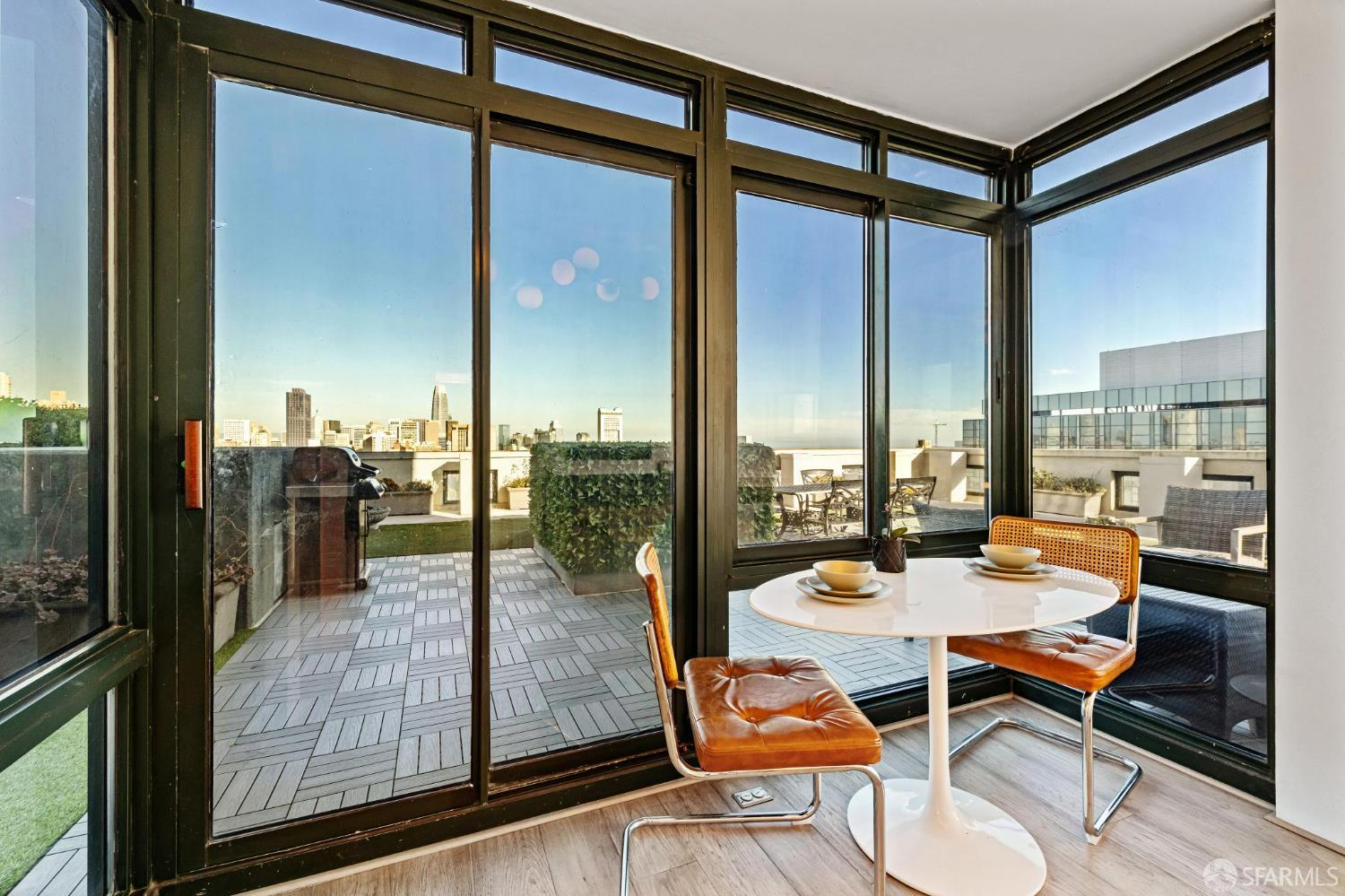 1 Daniel Burnham Court # 1506