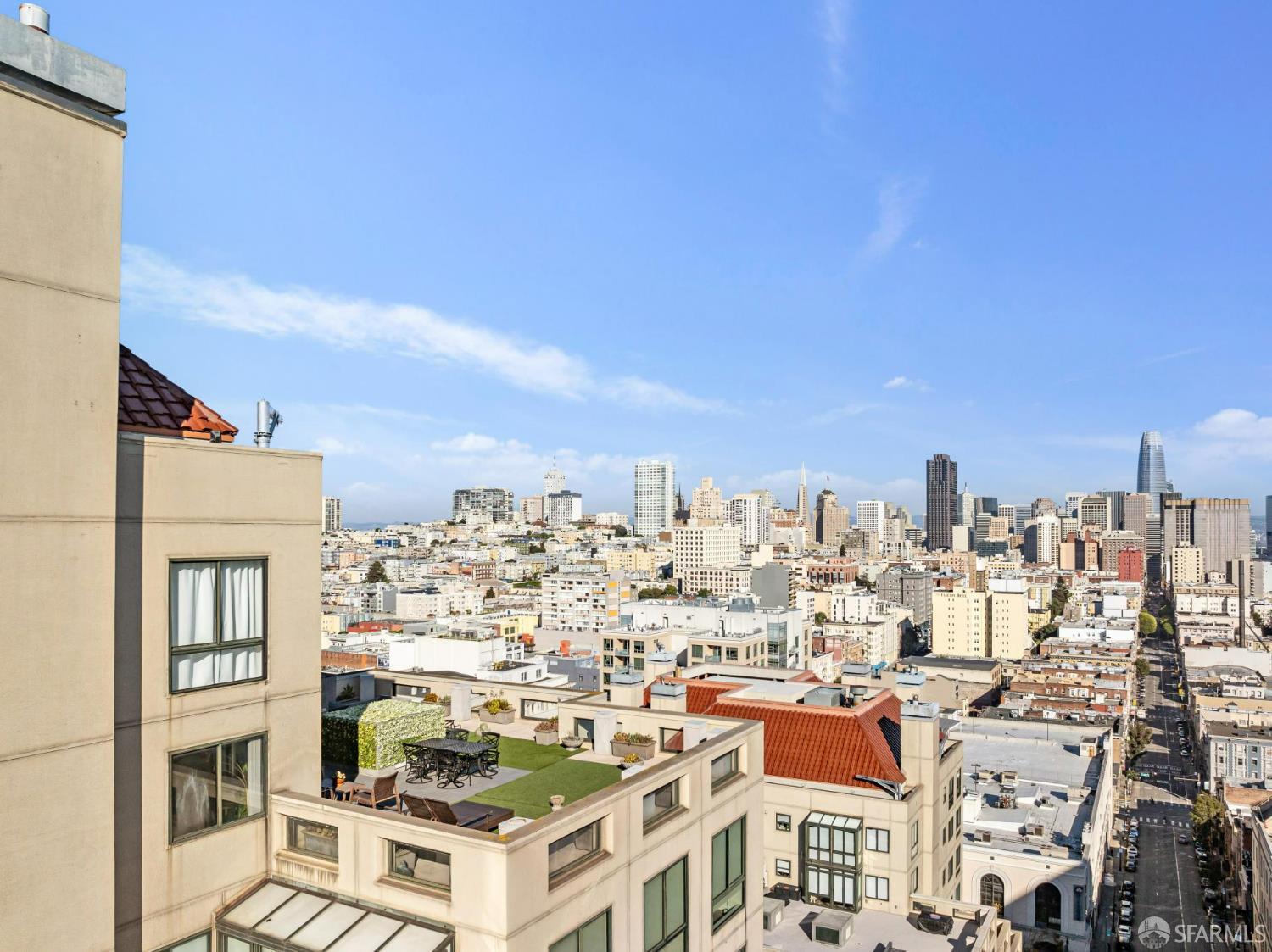 1 Daniel Burnham Court # 1506