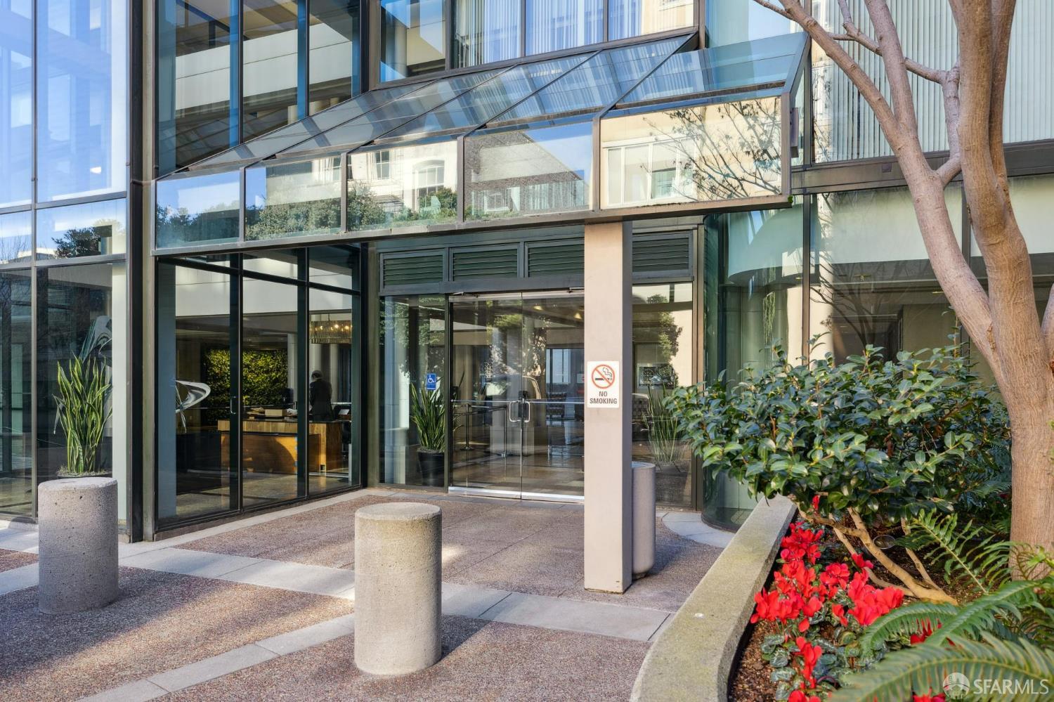 1 Daniel Burnham Court # 1506