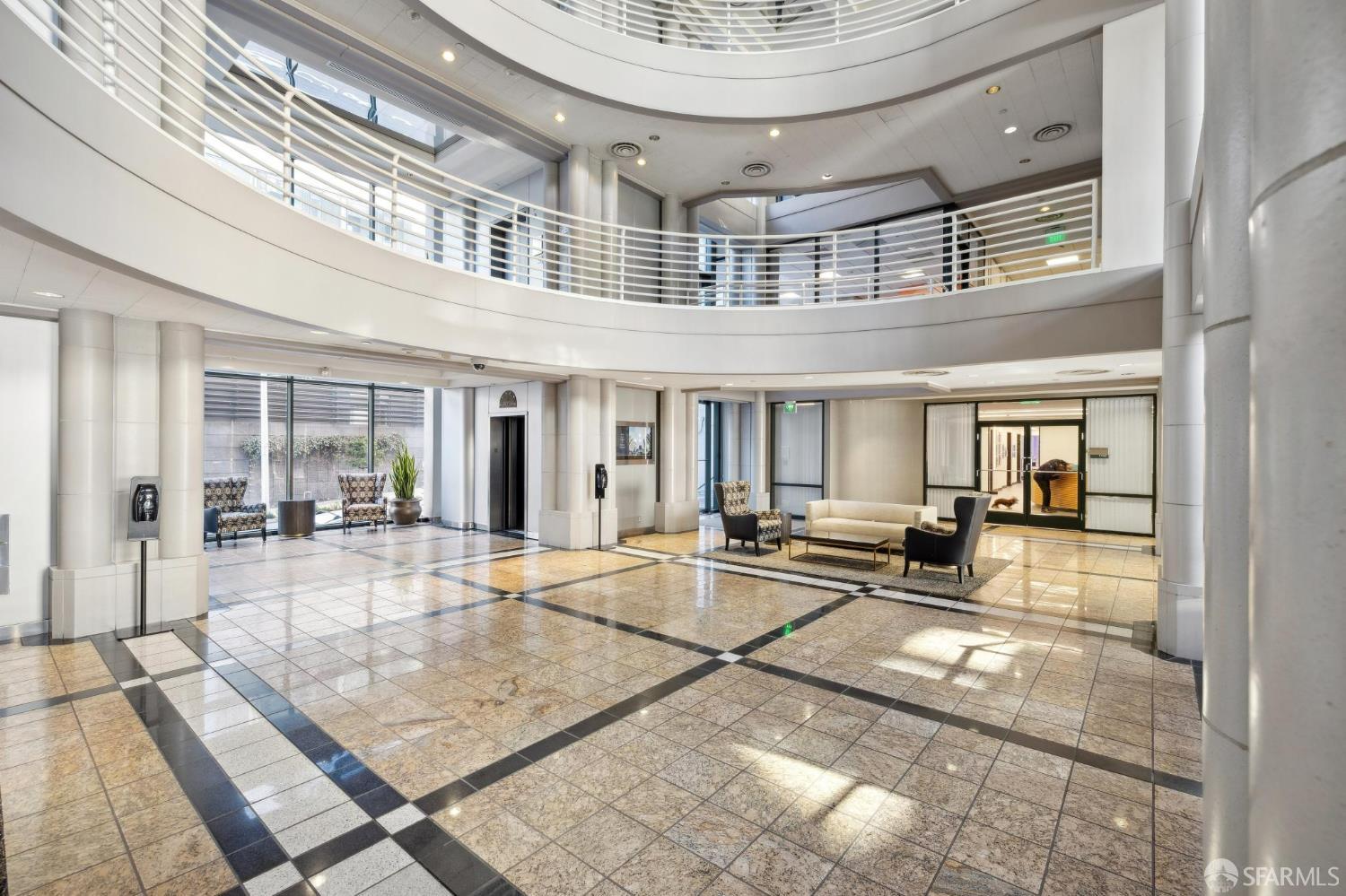 1 Daniel Burnham Court # 1506