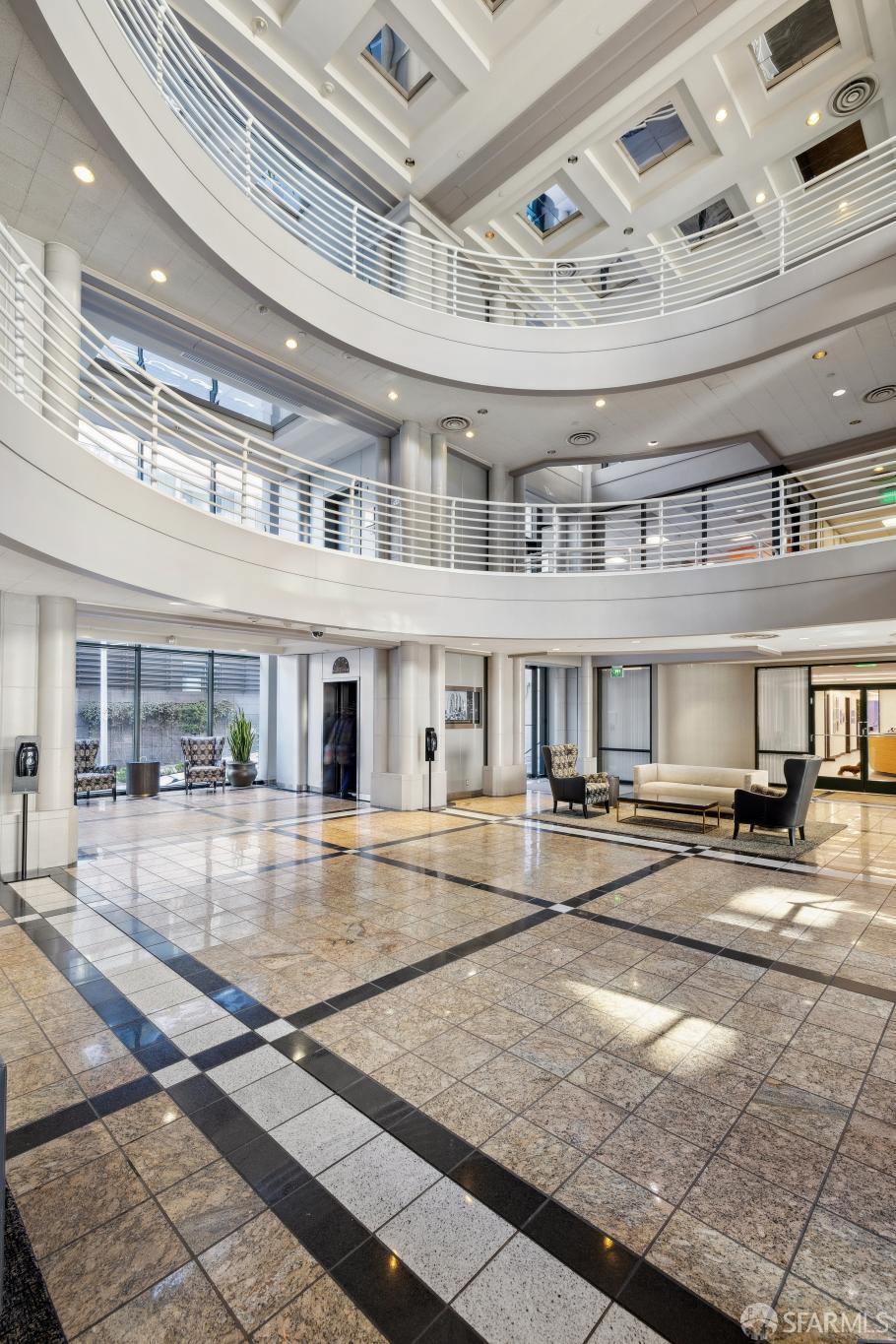 1 Daniel Burnham Court # 1506