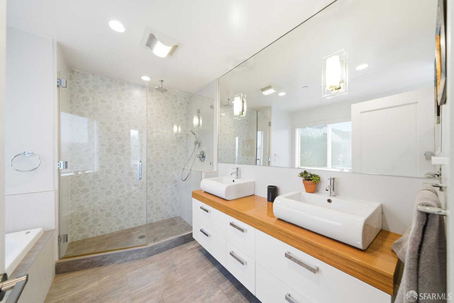 161 Collingwood Street