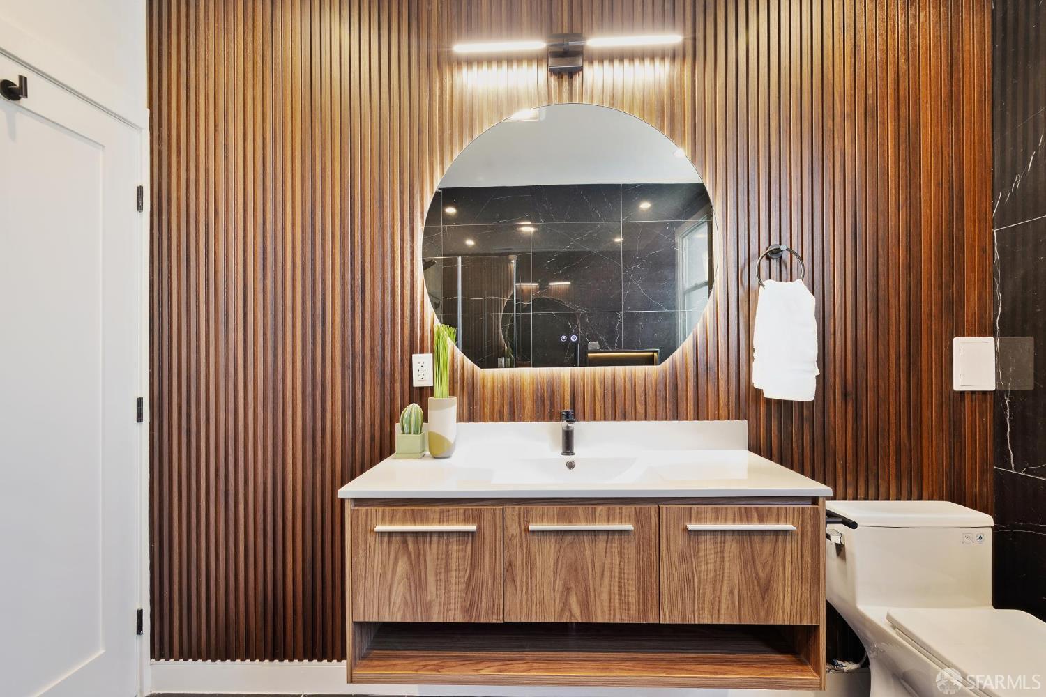 1234 Francisco Street # 6