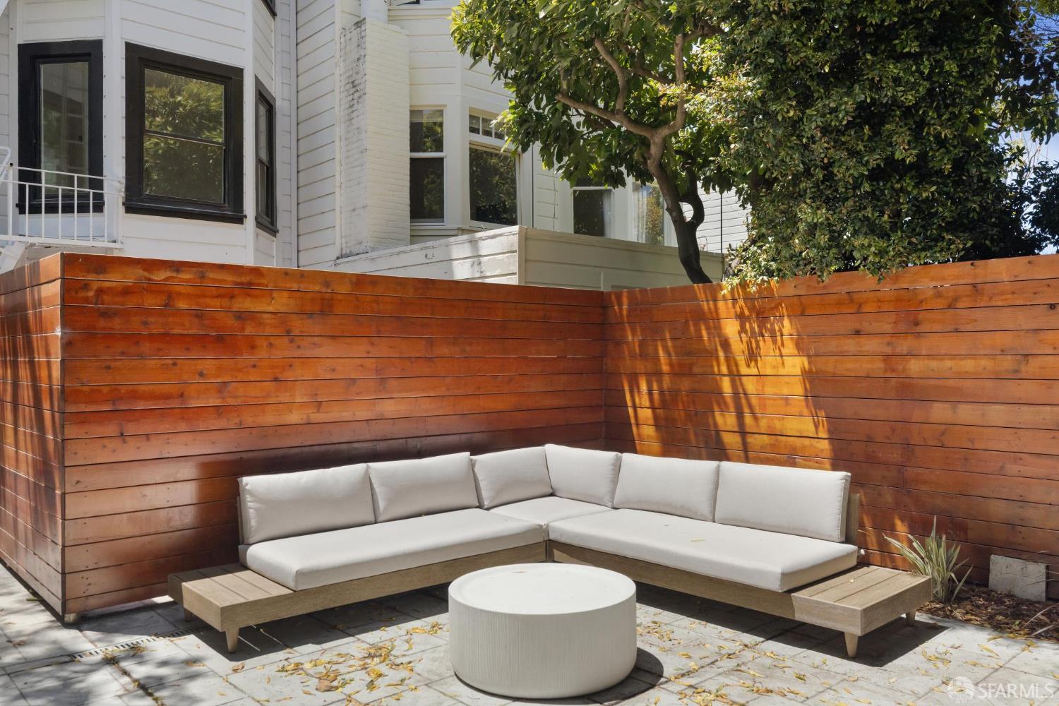 1234 Francisco Street # 6