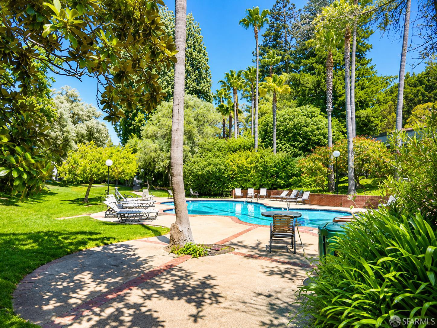 6256 Shelter Creek Lane